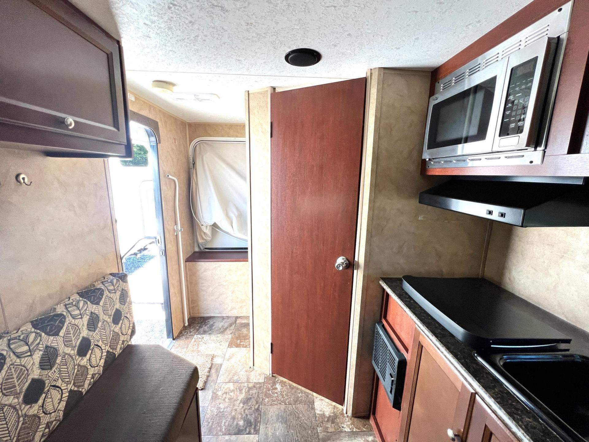 2016 Coachmen 2016 Coachmen Clipper - thumbnail 10