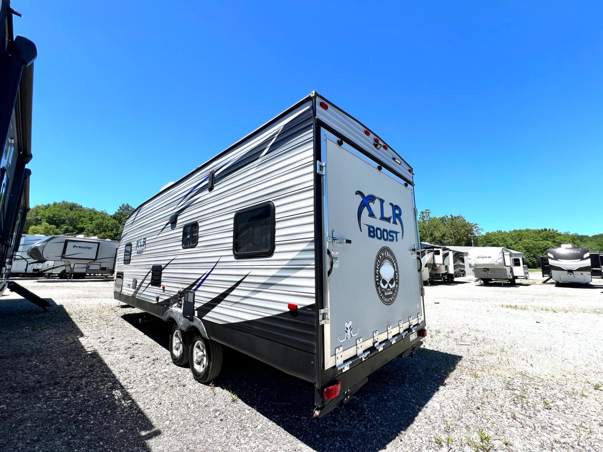 2018 Forest River 2018 Forest River XLR Boost - thumbnail 4