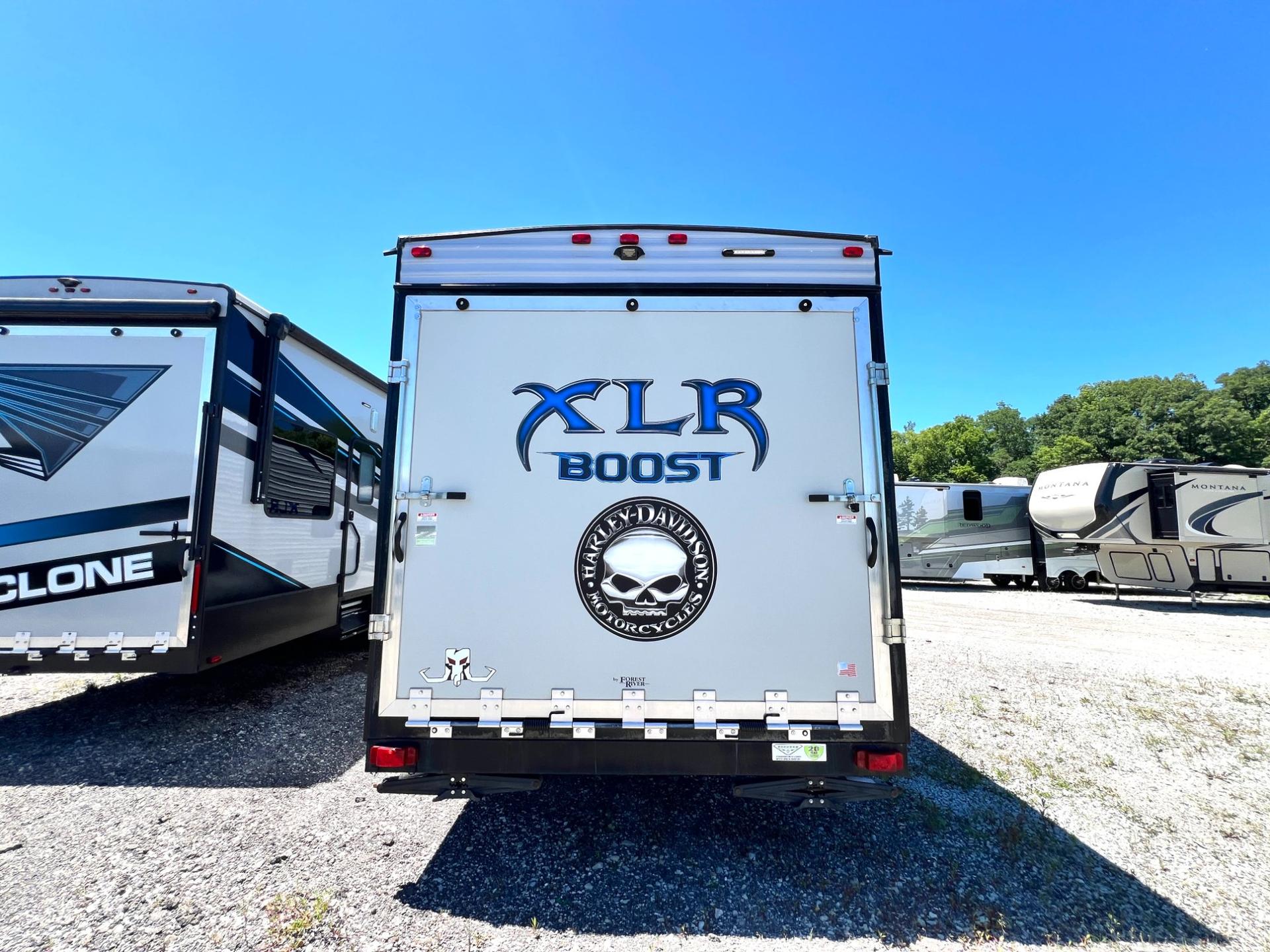 2018 Forest River 2018 Forest River XLR Boost - thumbnail 5