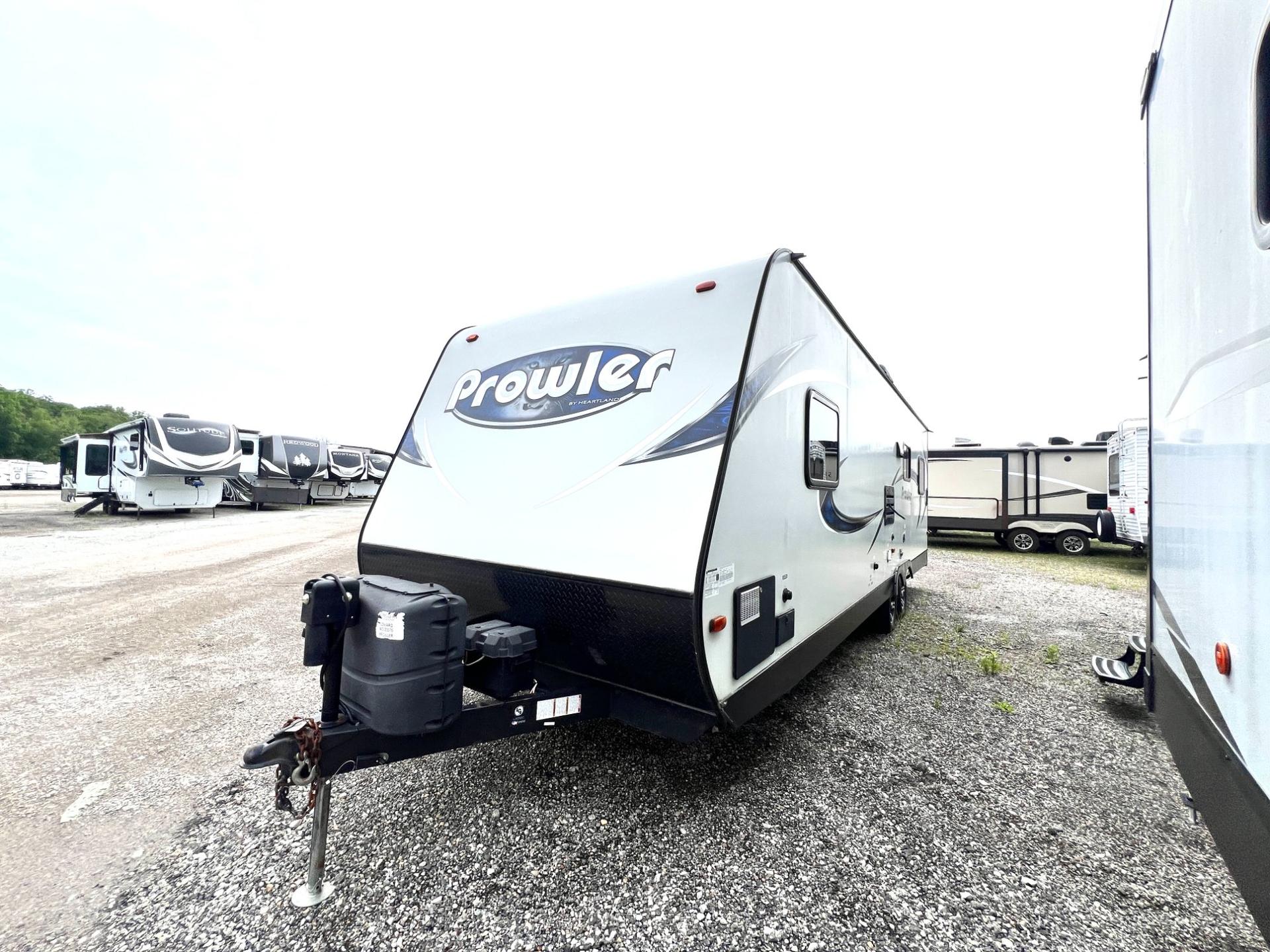 2018 Heartland 2018 Heartland Prowler Toy Hauler Series - thumbnail 3