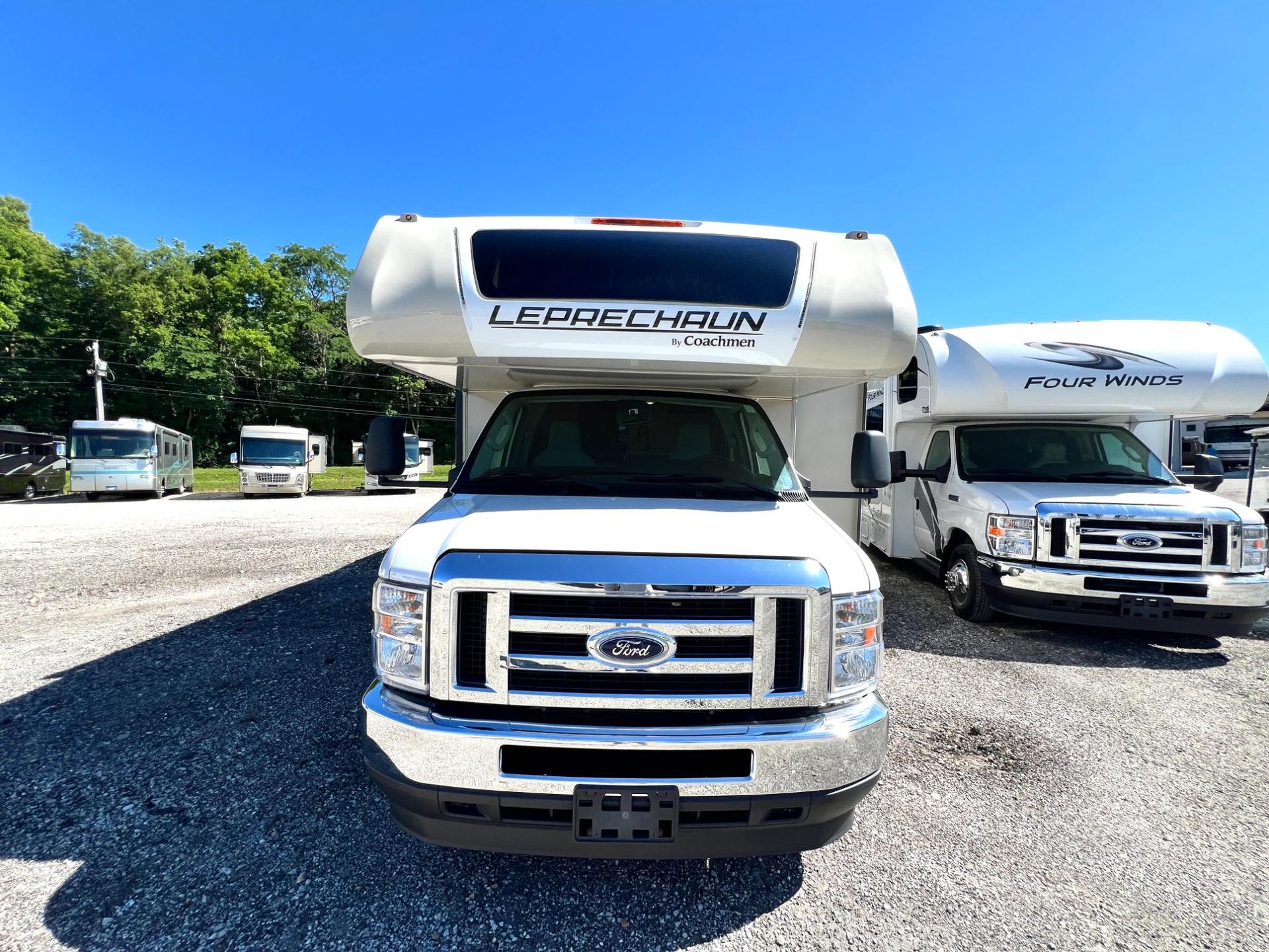 2023 Coachmen 2023 Coachmen Leprechaun - thumbnail 3