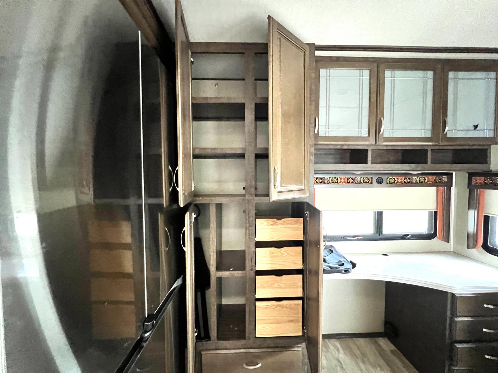 2019 Grand Design 2019 Grand Design Solitude - thumbnail 27
