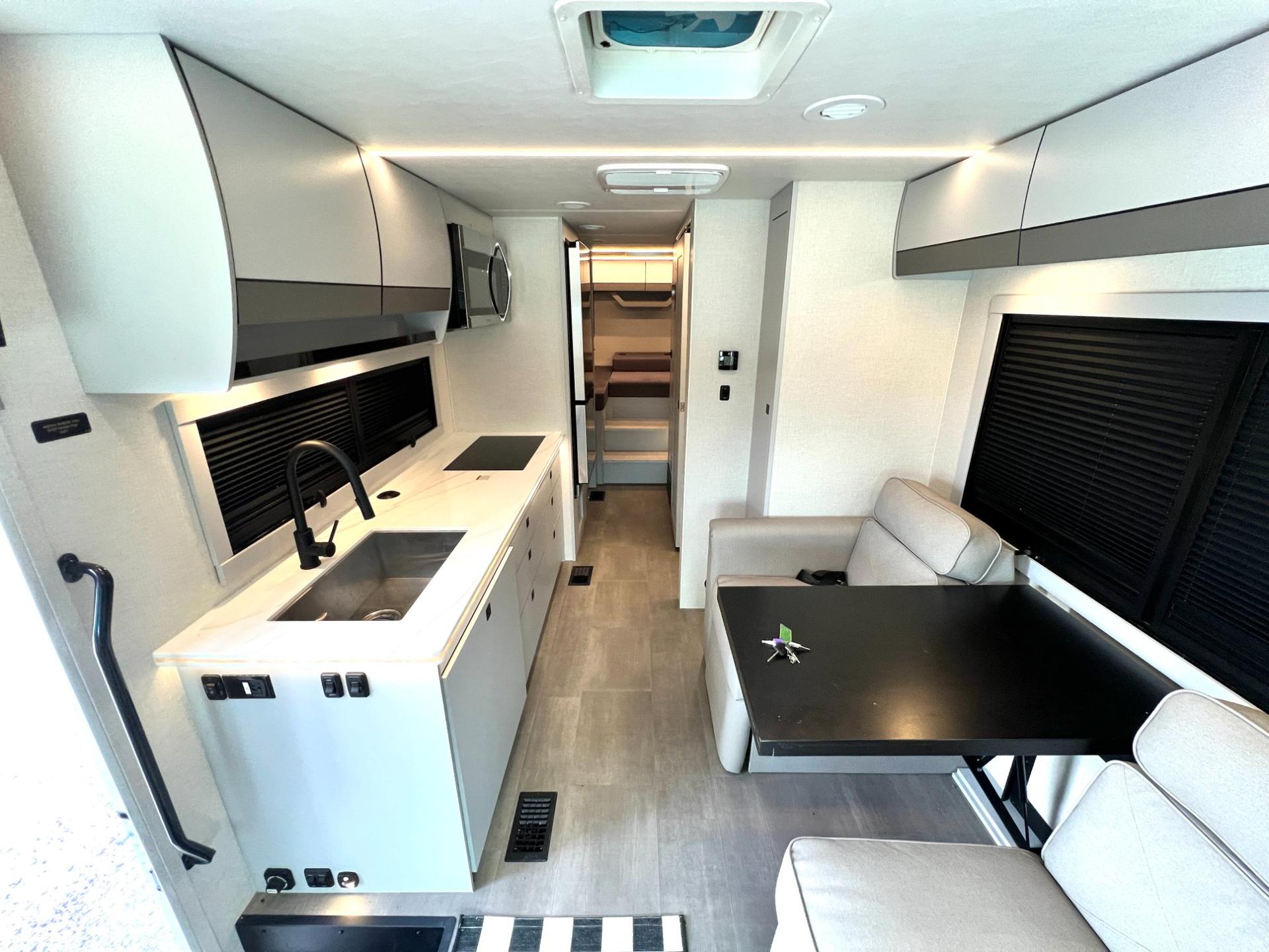 2025 Coachmen 2025 Coachmen Euro - thumbnail 20