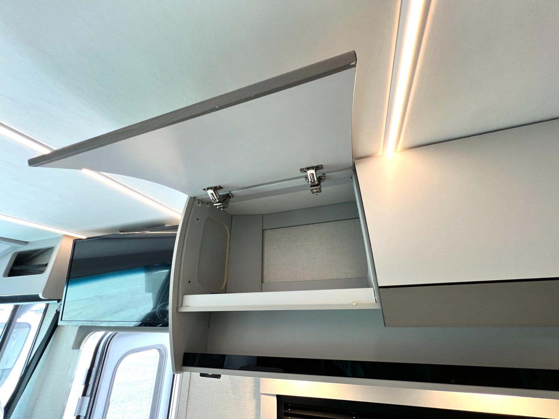 2025 Coachmen 2025 Coachmen Euro - thumbnail 21