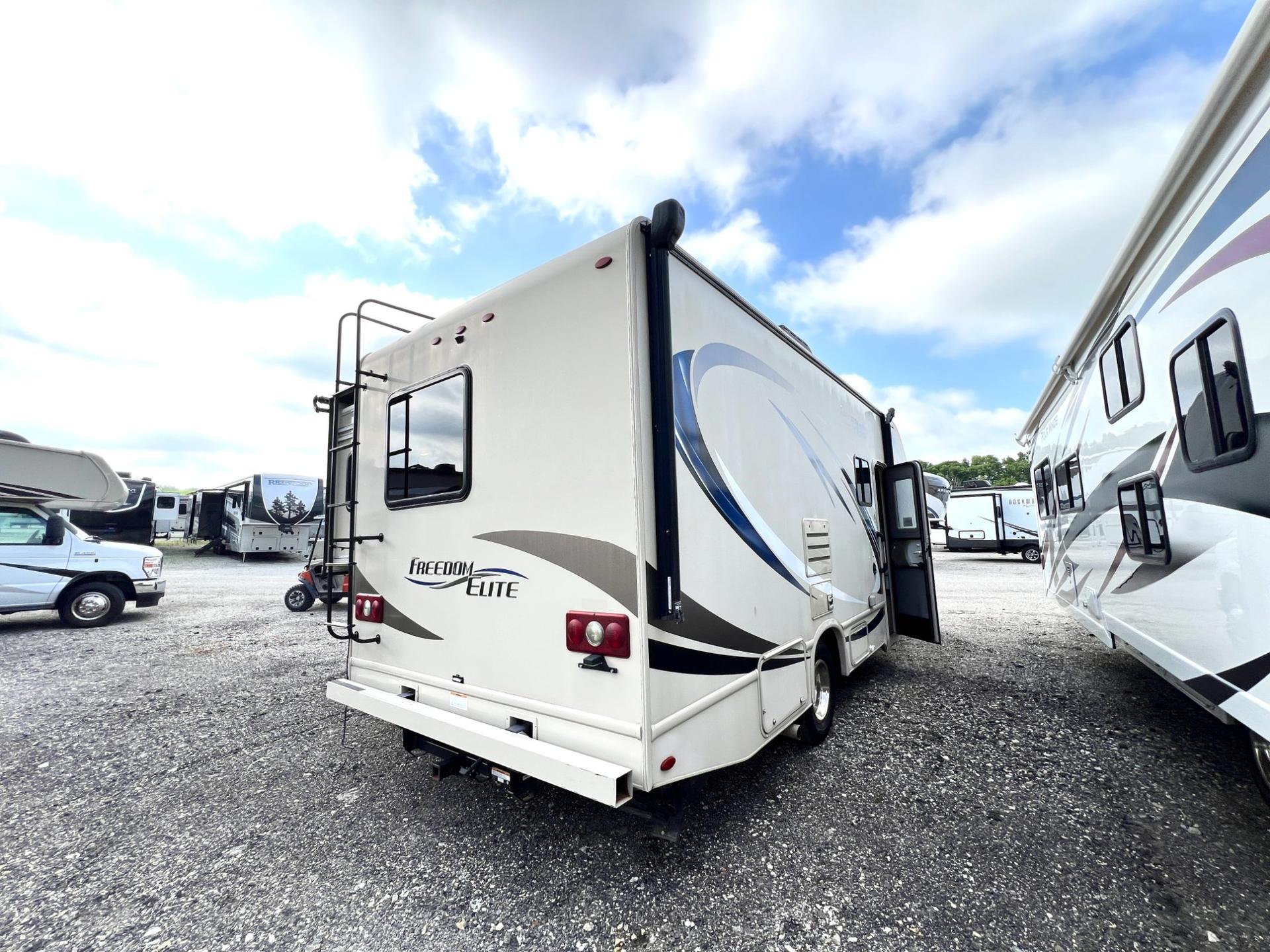 2018 Thor Motor Coach 2018 Thor Motor Coach Freedom Elite - thumbnail 3