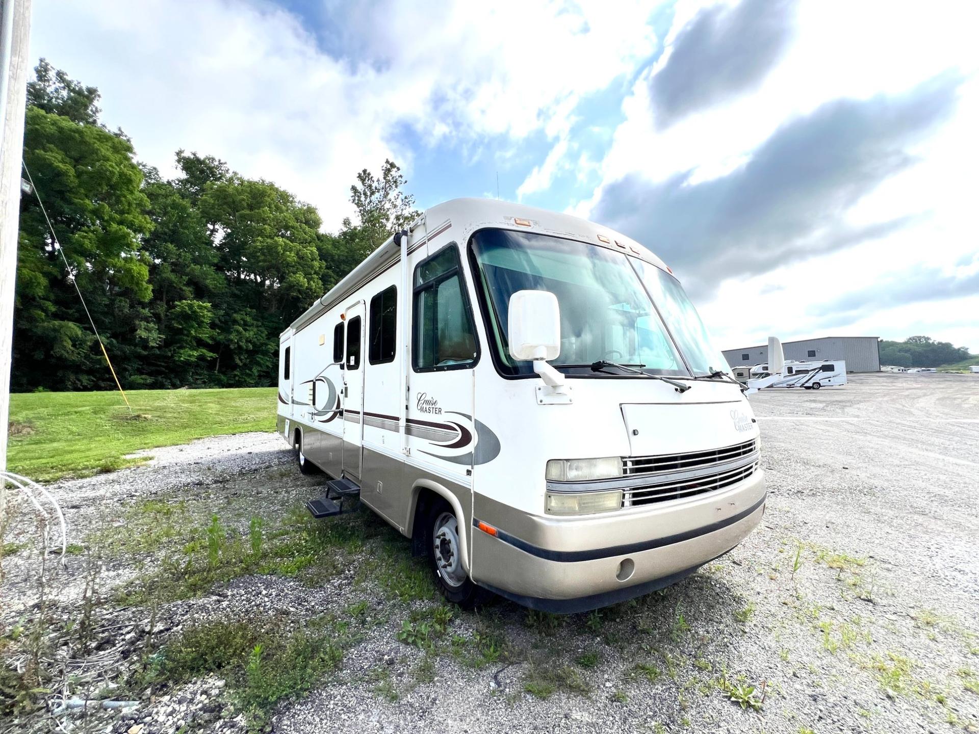 1999 Georgie Boy Cruise Master 3515
