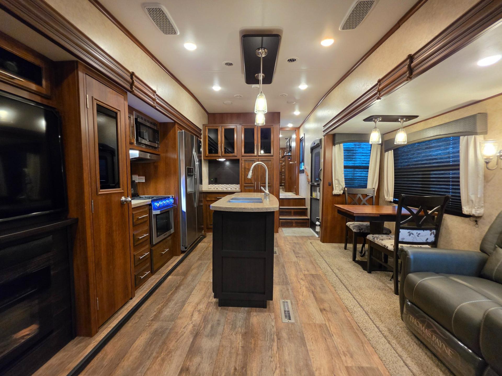2018 Jayco 2018 Jayco Eagle - thumbnail 21