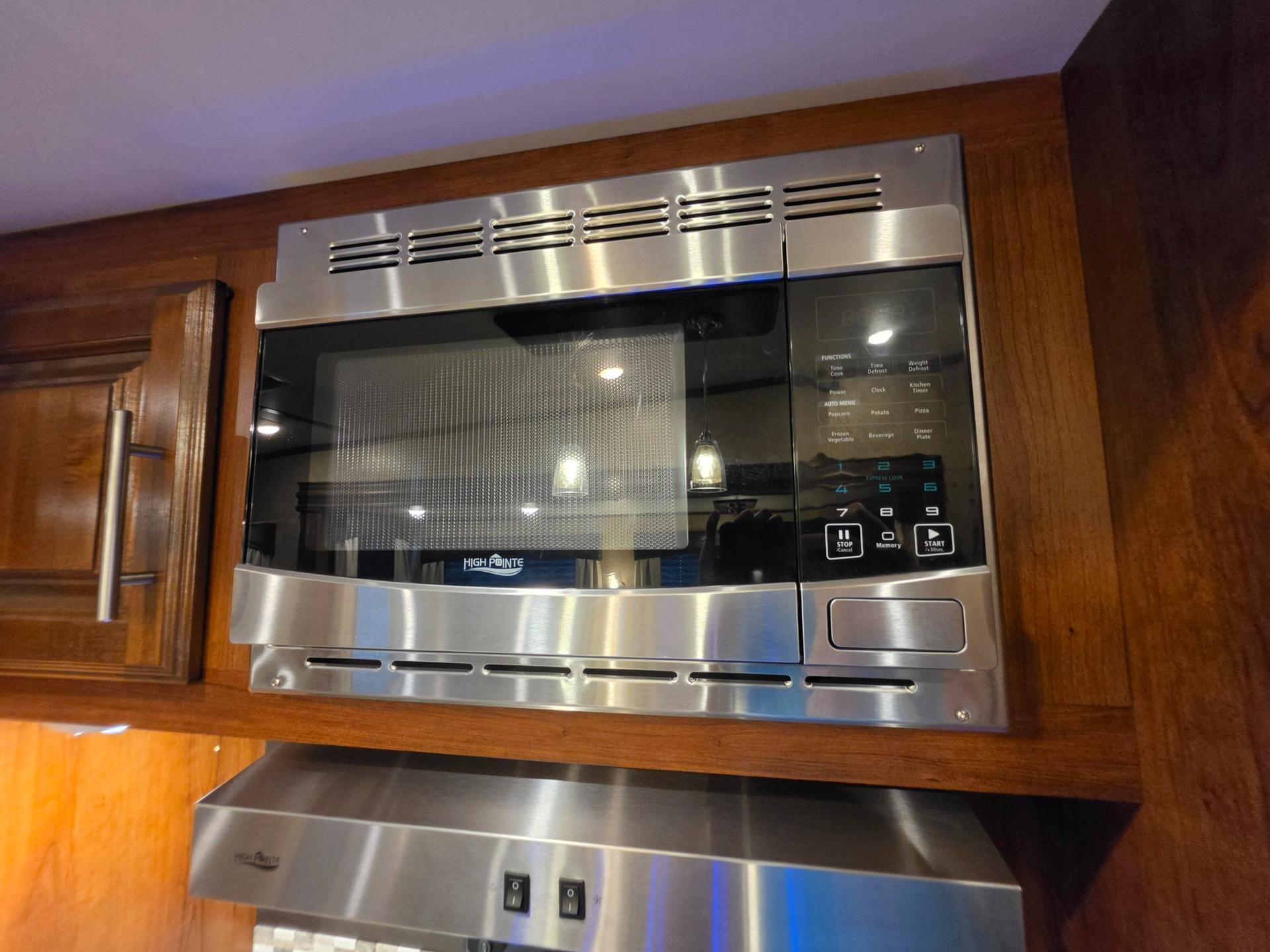 2018 Jayco 2018 Jayco Eagle - thumbnail 30