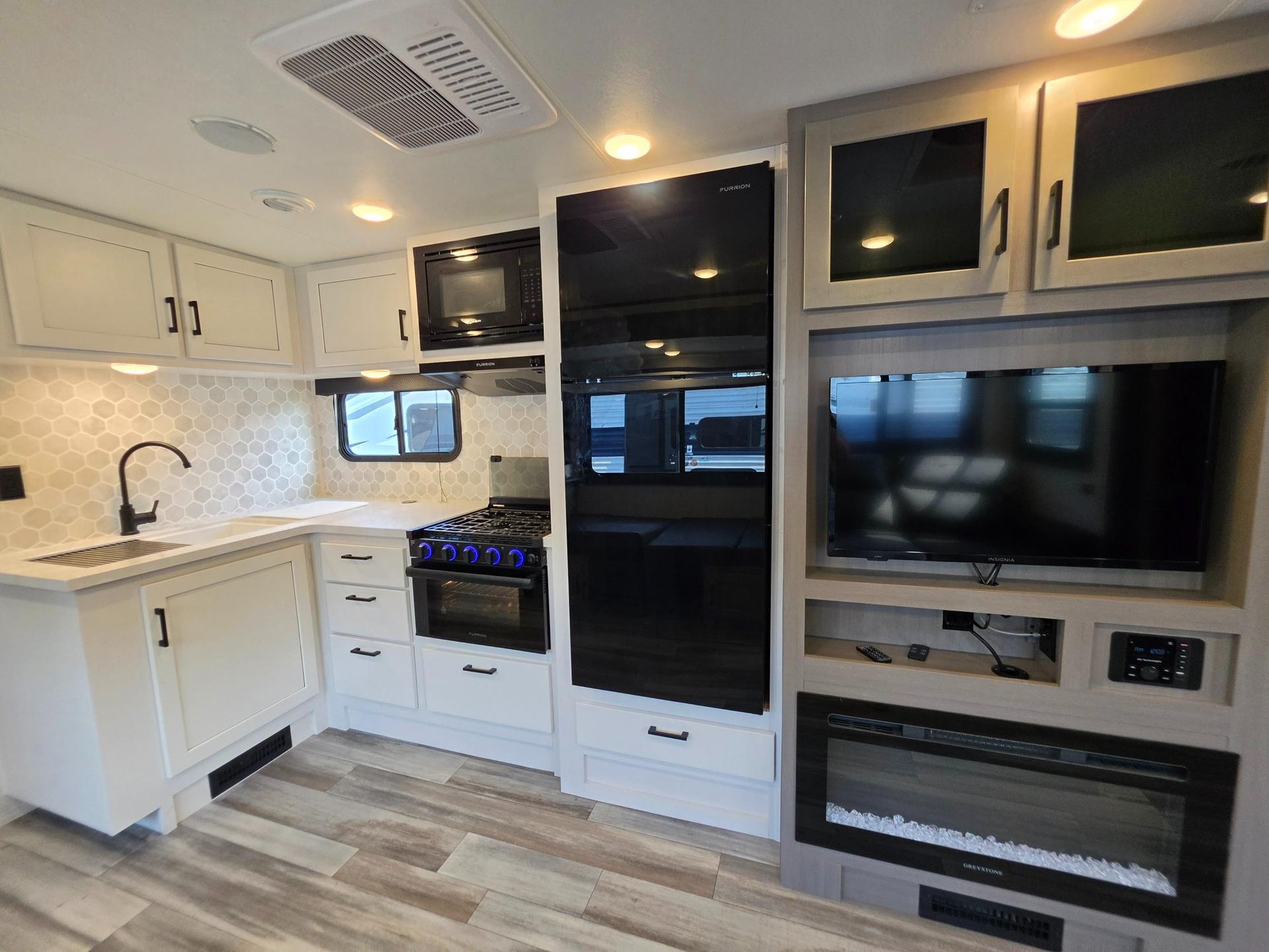 2024 Jayco 2024 Jayco Jay Feather - thumbnail 13