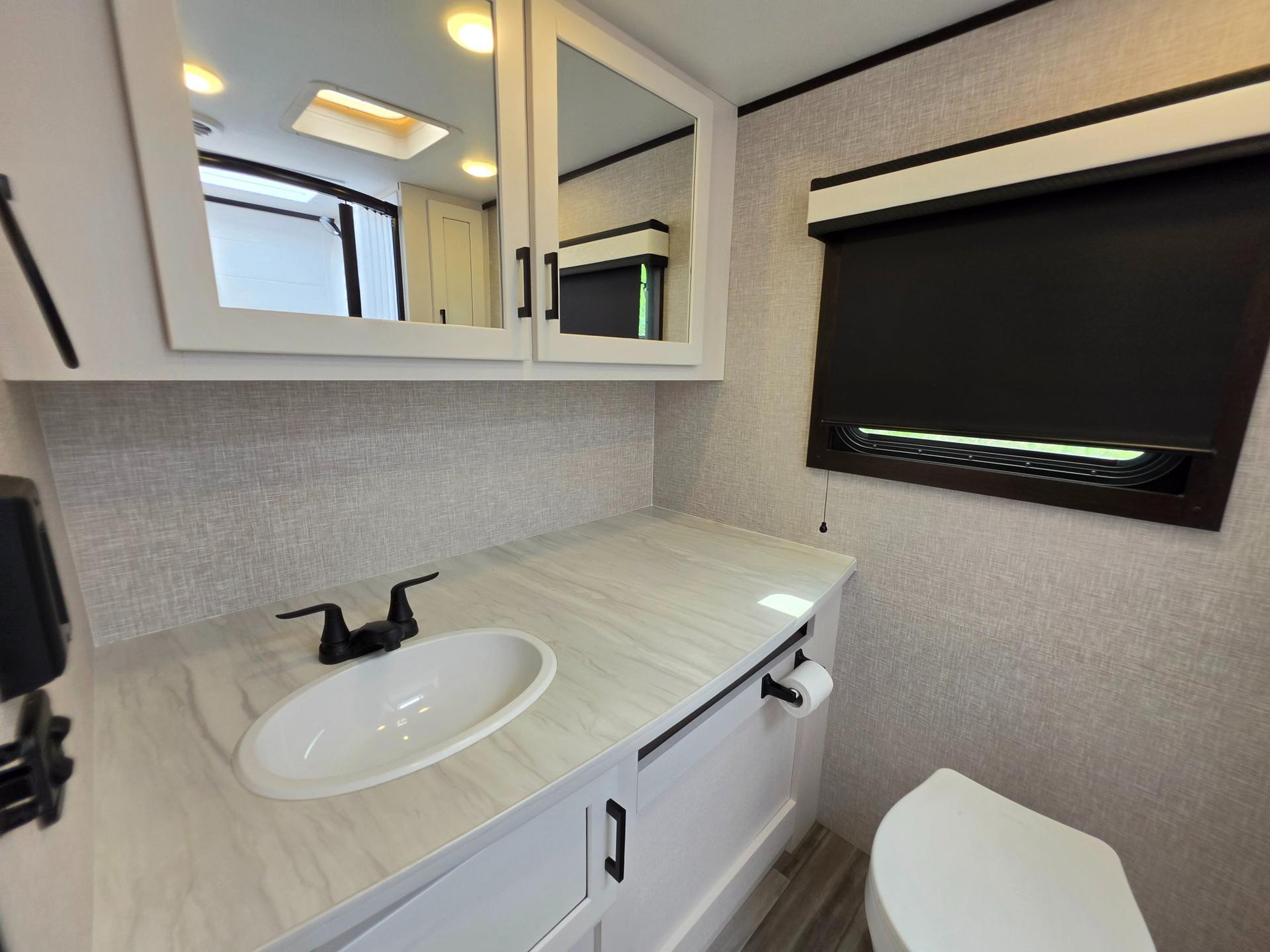 2024 Jayco 2024 Jayco Jay Feather - thumbnail 28