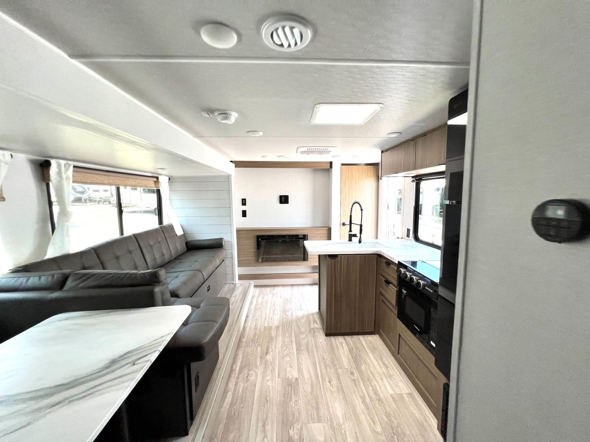2027 Forest River 2027 Forest River Salem Cruise Lite - thumbnail 43