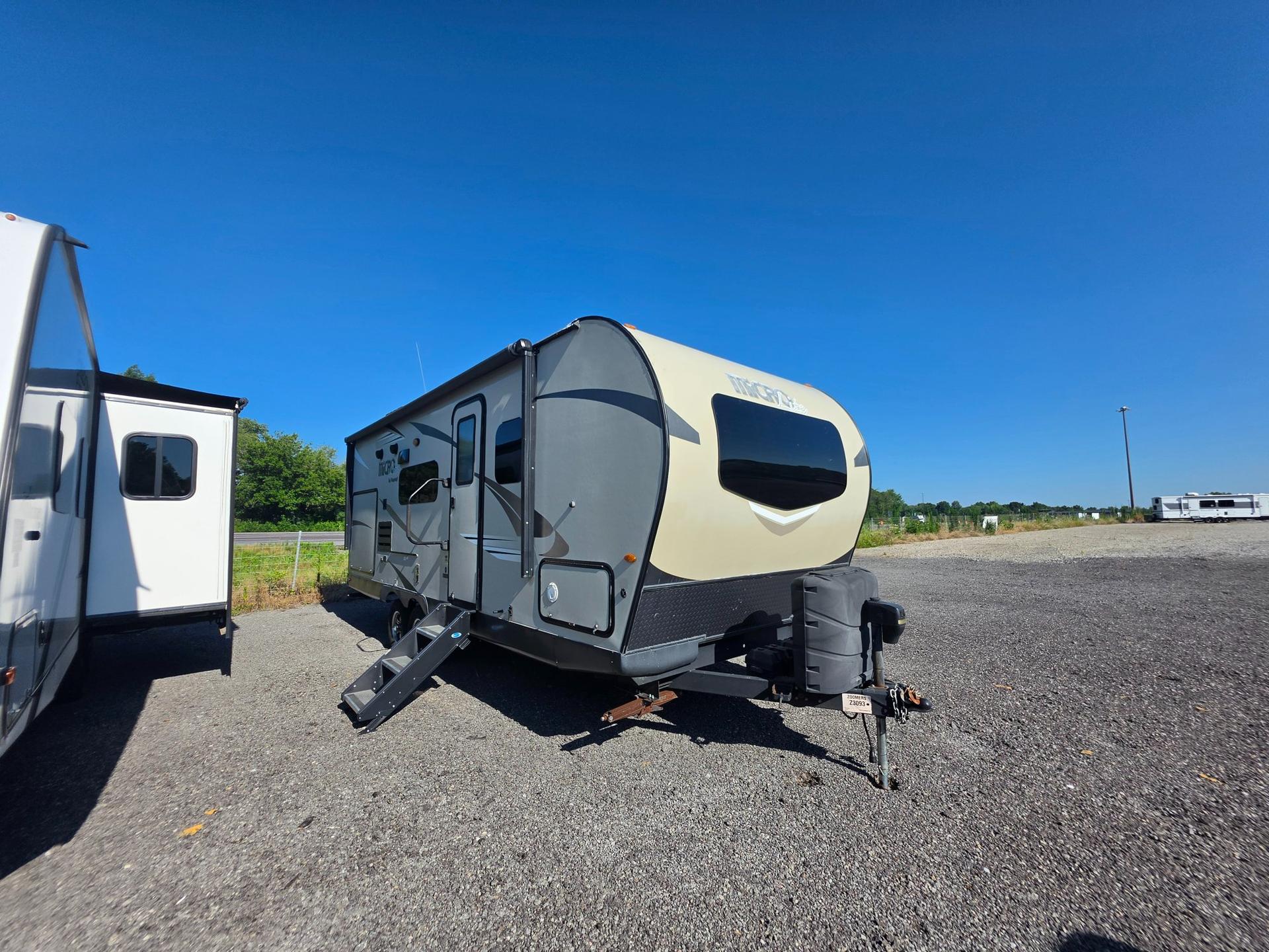 2019 Forest River Flagstaff Micro Lite 25BDS