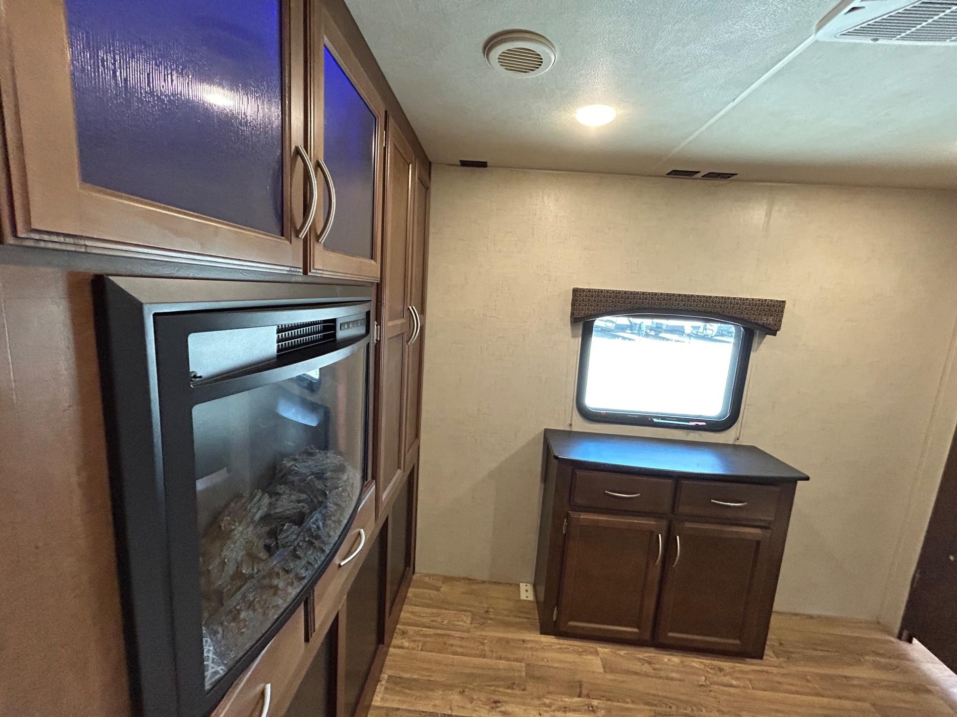 2018 Venture RV 2018 Venture RV SportTrek Touring Edition - thumbnail 34