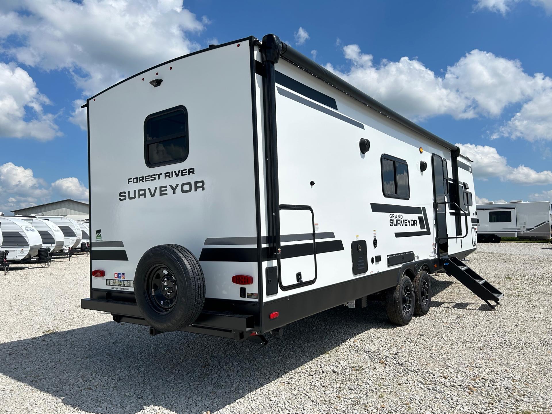 2027 Forest River 2027 Forest River Grand Surveyor - thumbnail 8