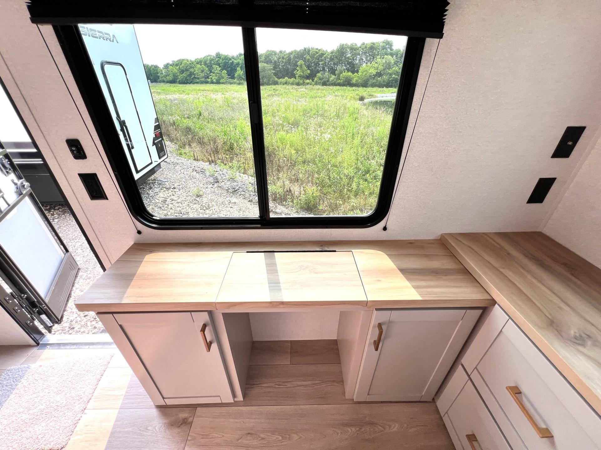 2027 Jayco 2027 Jayco Jay Flight Bungalow - thumbnail 42