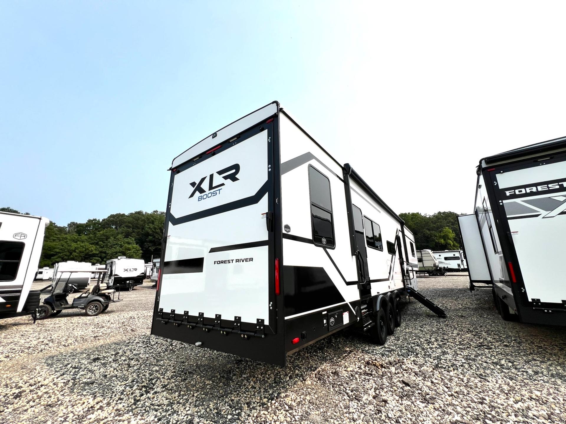 2027 Forest River 2027 Forest River XLR Boost - thumbnail 6
