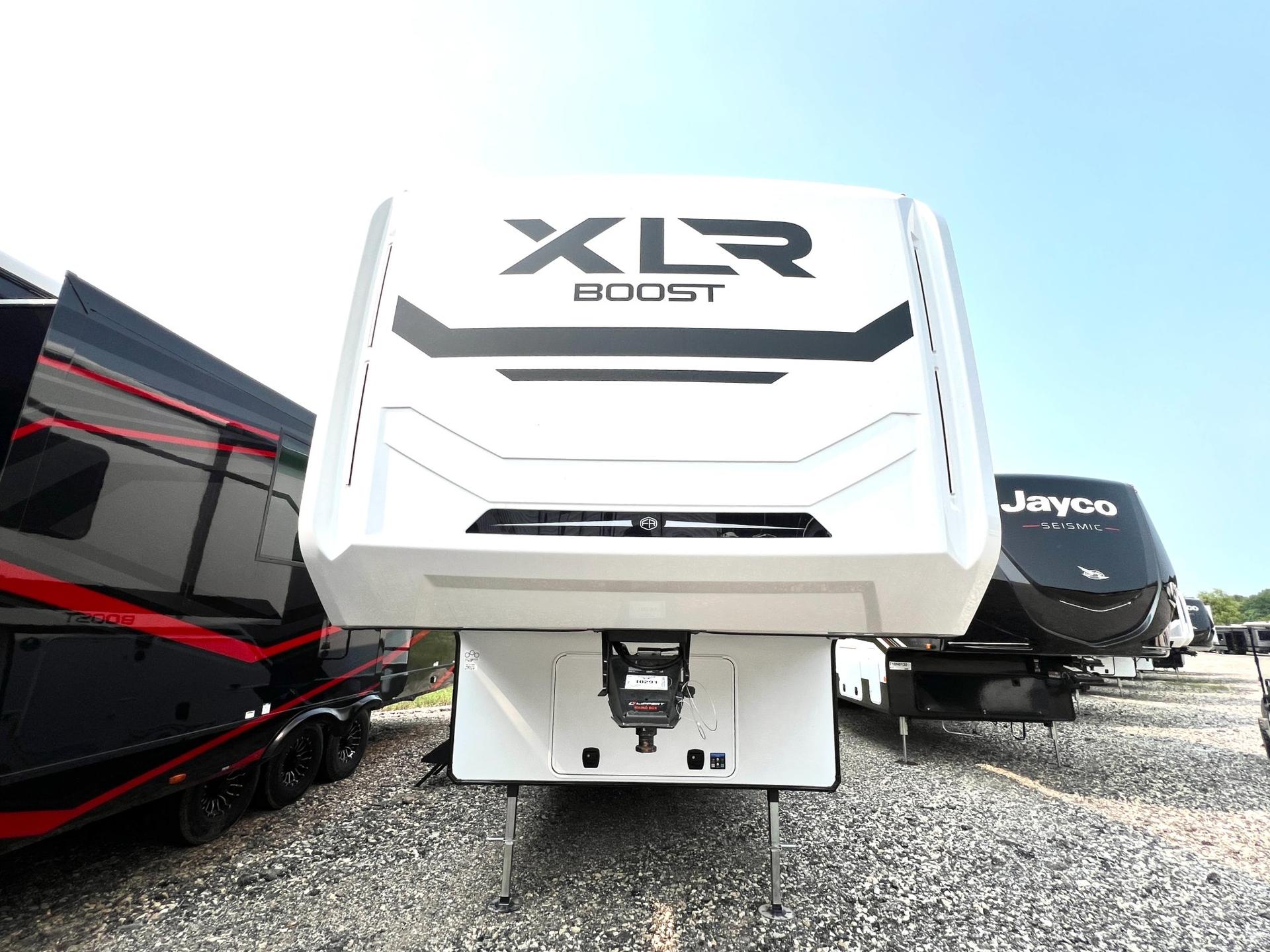 2027 Forest River 2027 Forest River XLR Boost - thumbnail 6