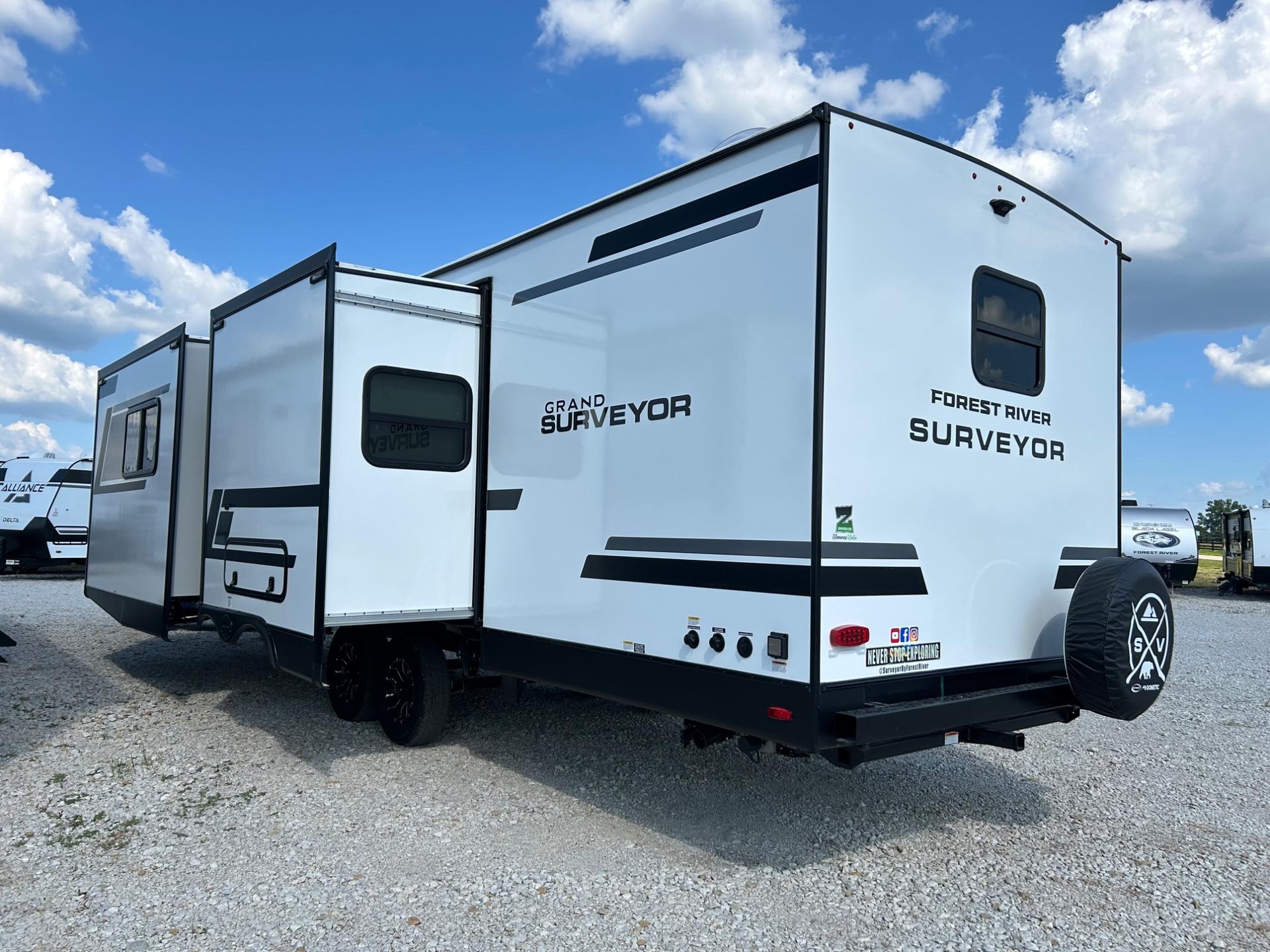 2027 Forest River 2027 Forest River Grand Surveyor - thumbnail 6