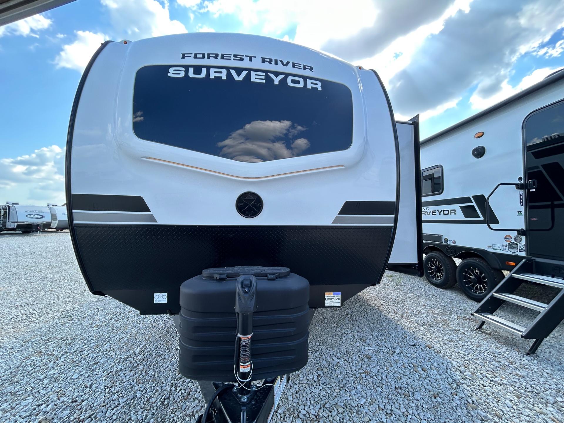 2027 Forest River 2027 Forest River Grand Surveyor - thumbnail 3