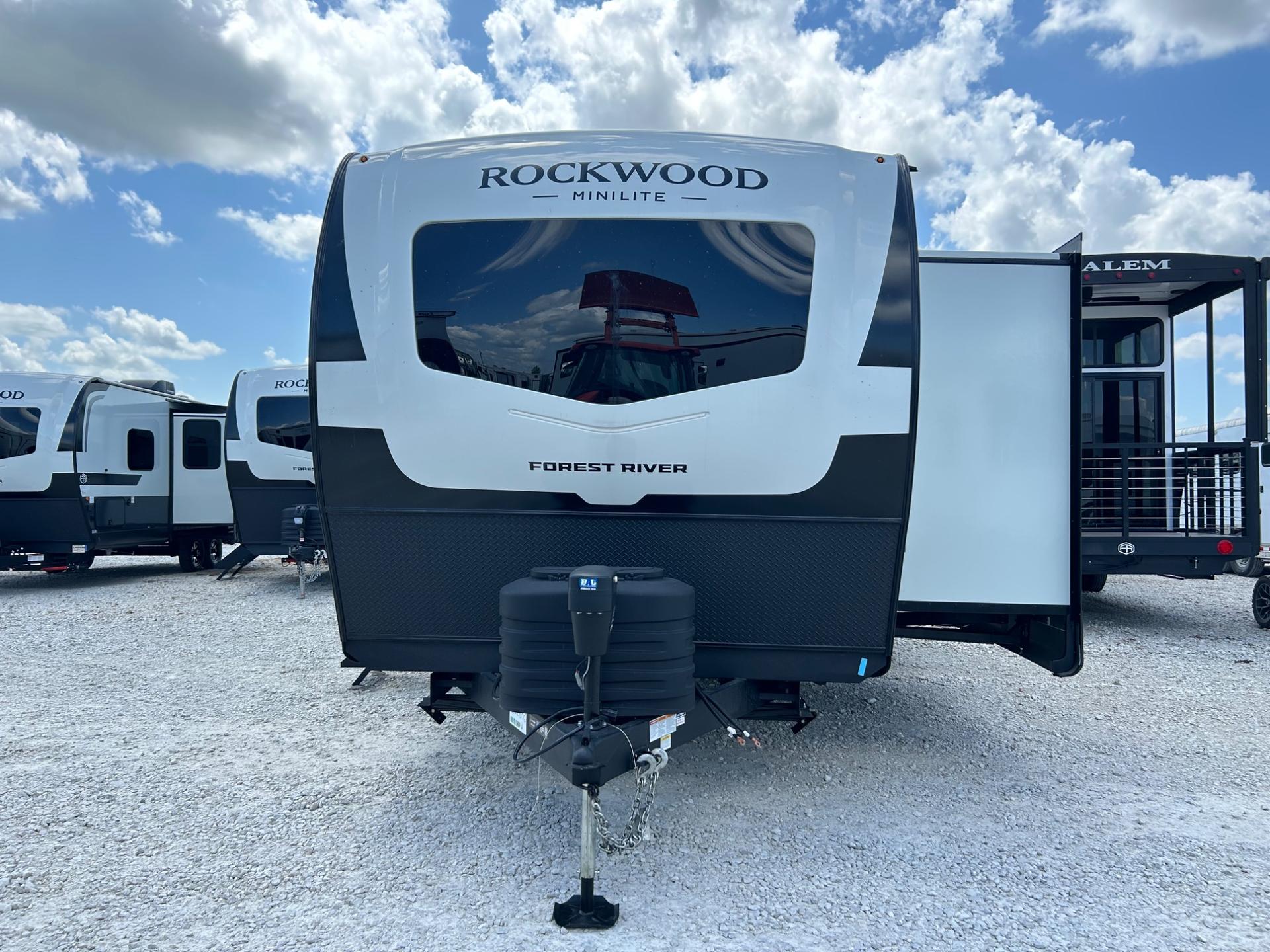 2027 Forest River 2027 Forest River Rockwood Mini Lite - thumbnail 3