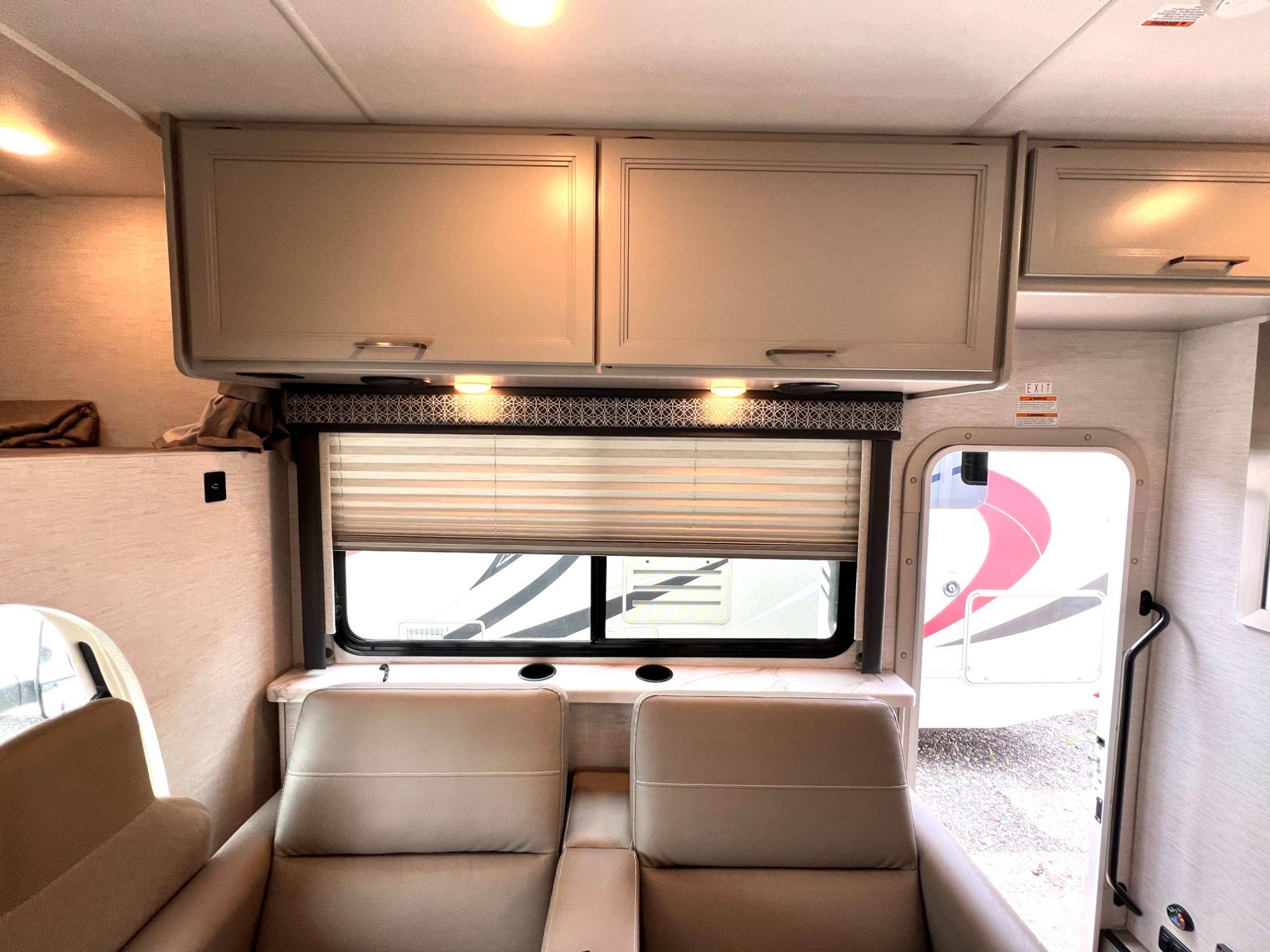 2025 Thor Motor Coach 2025 Thor Motor Coach Quantum - thumbnail 24