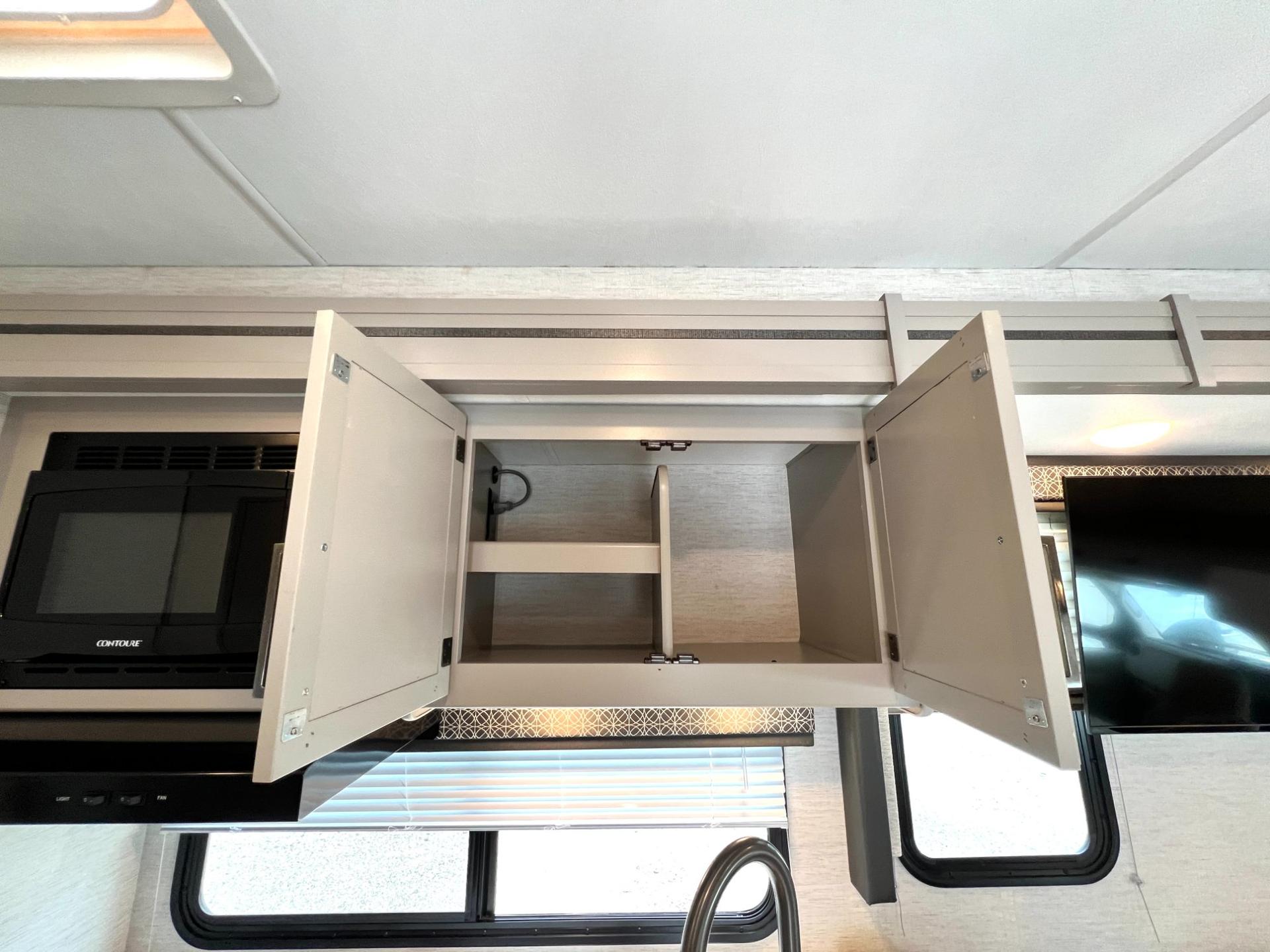 2025 Thor Motor Coach 2025 Thor Motor Coach Quantum - thumbnail 35
