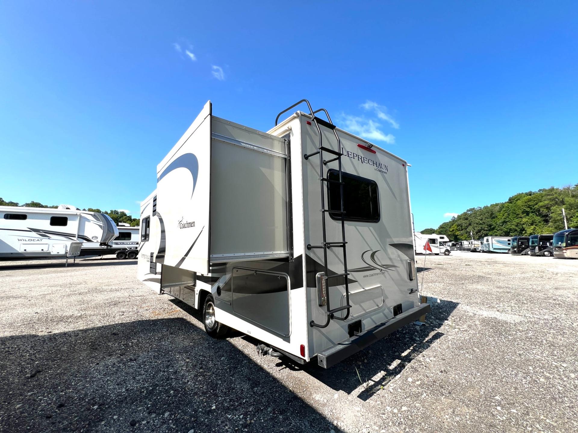 2021 Coachmen 2021 Coachmen Leprechaun Premier - thumbnail 4