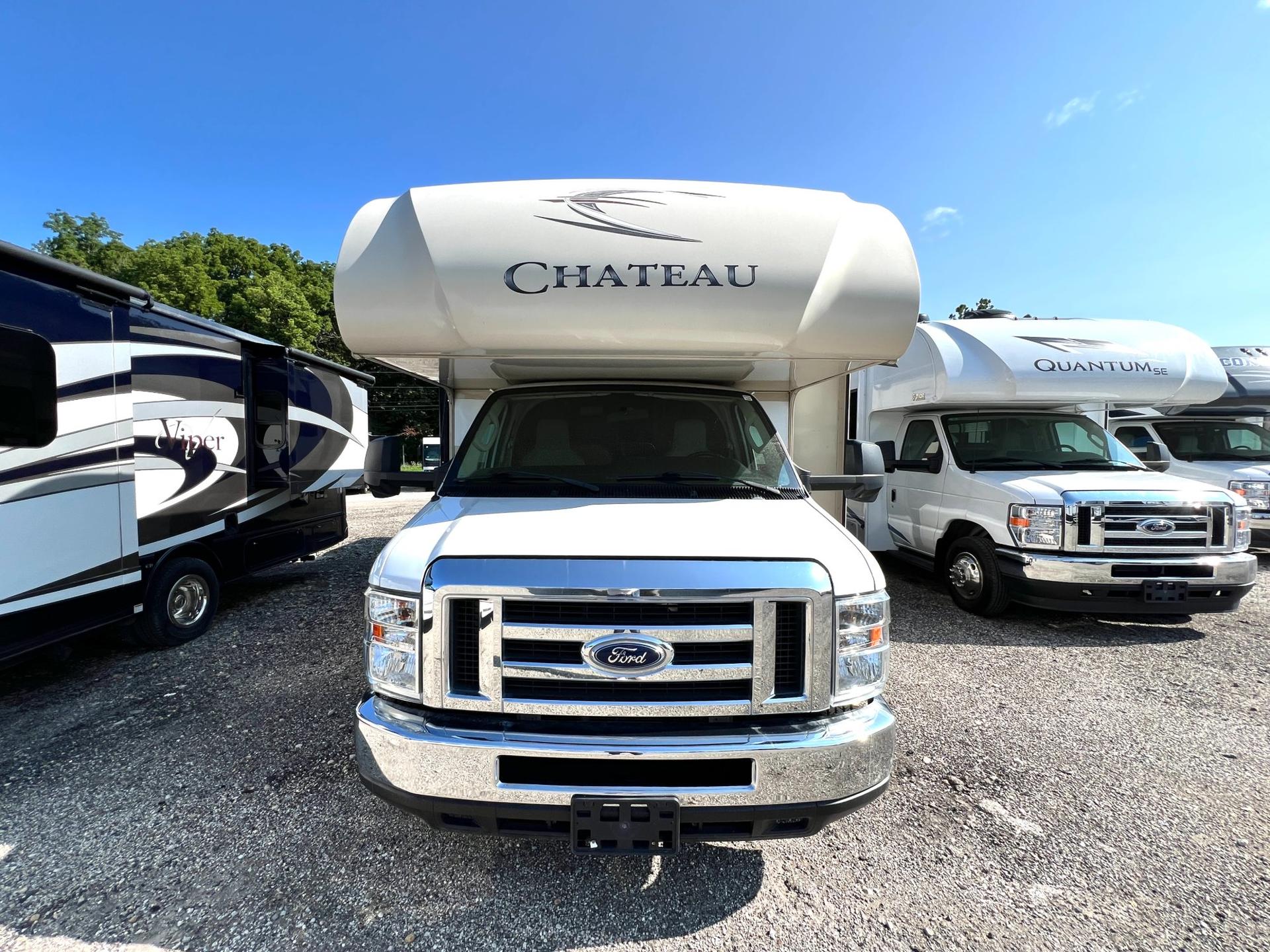 2017 Thor Motor Coach 2017 Thor Motor Coach Chateau - thumbnail 3