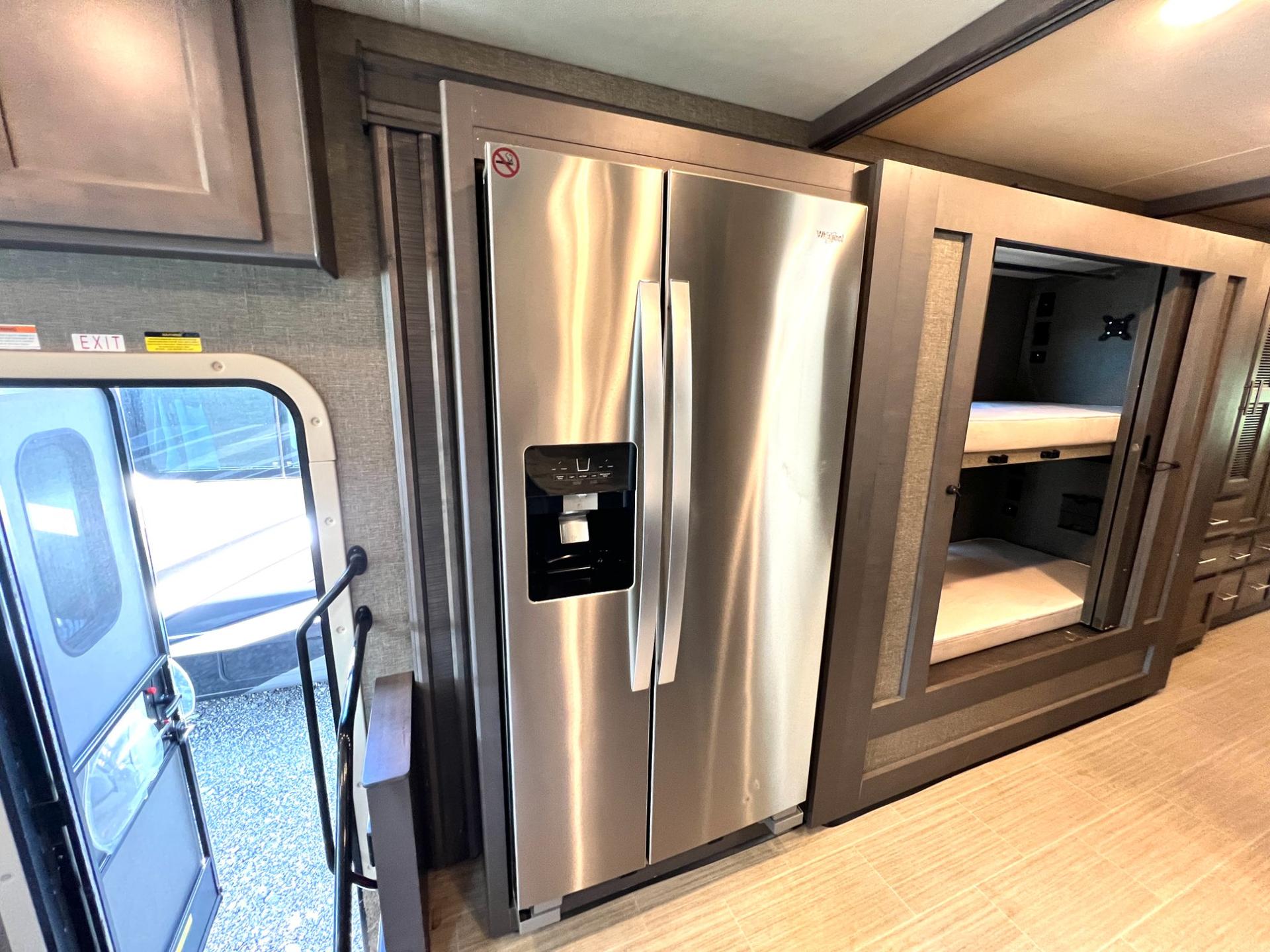 2021 Thor Motor Coach 2021 Thor Motor Coach Challenger - thumbnail 35