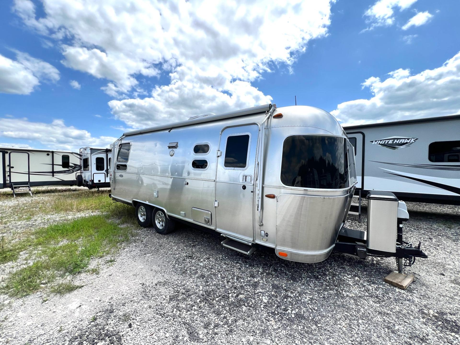 2019 Airstream Flying Cloud 25RB