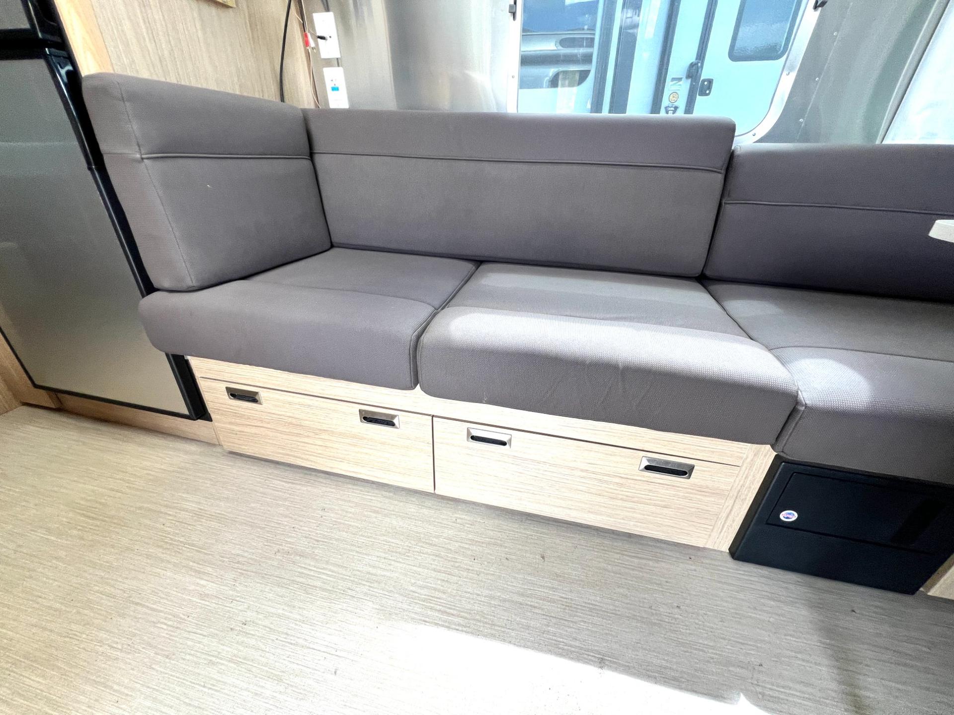 2019 Airstream 2019 Airstream Flying Cloud - thumbnail 9
