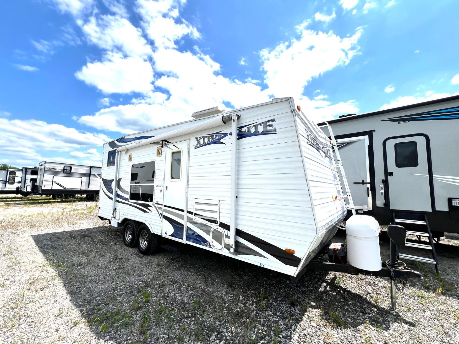 2008 Rage'N Xtra Lite XFB2100