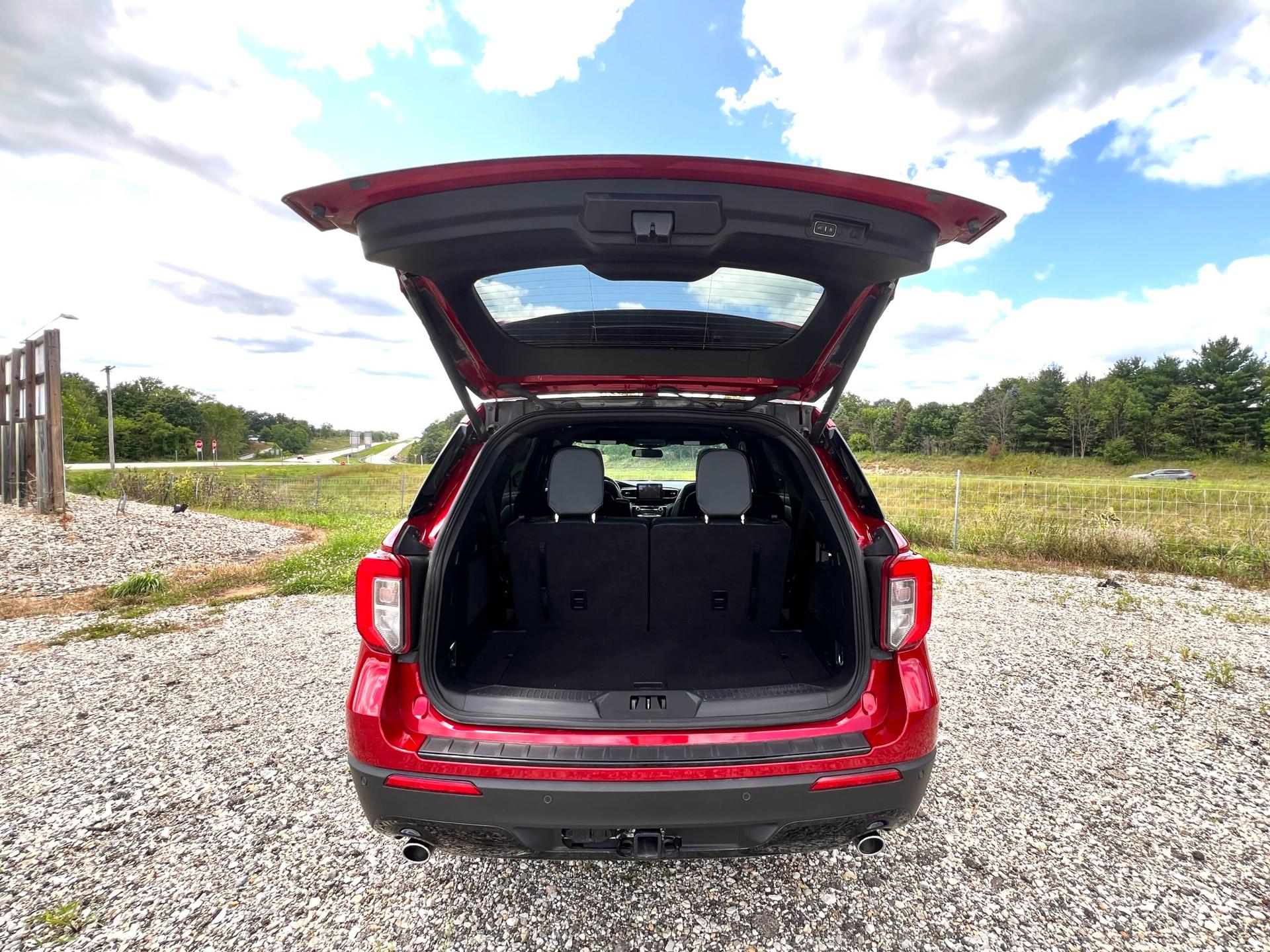 2023 Ford 2023 Ford Explorer - thumbnail 5
