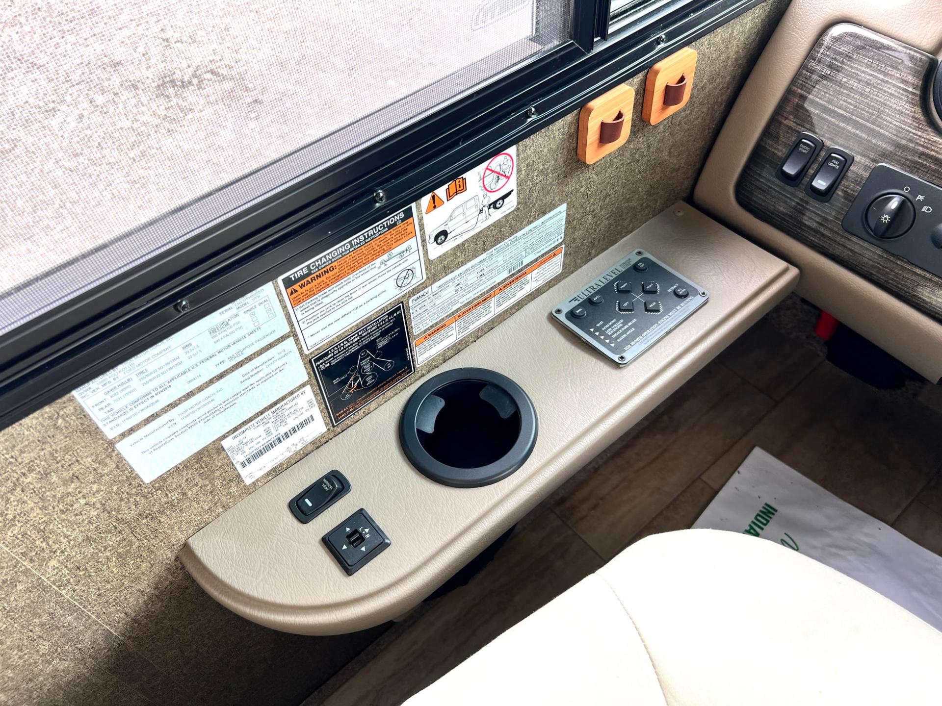 2019 Thor Motor Coach 2019 Thor Motor Coach Challenger - thumbnail 18