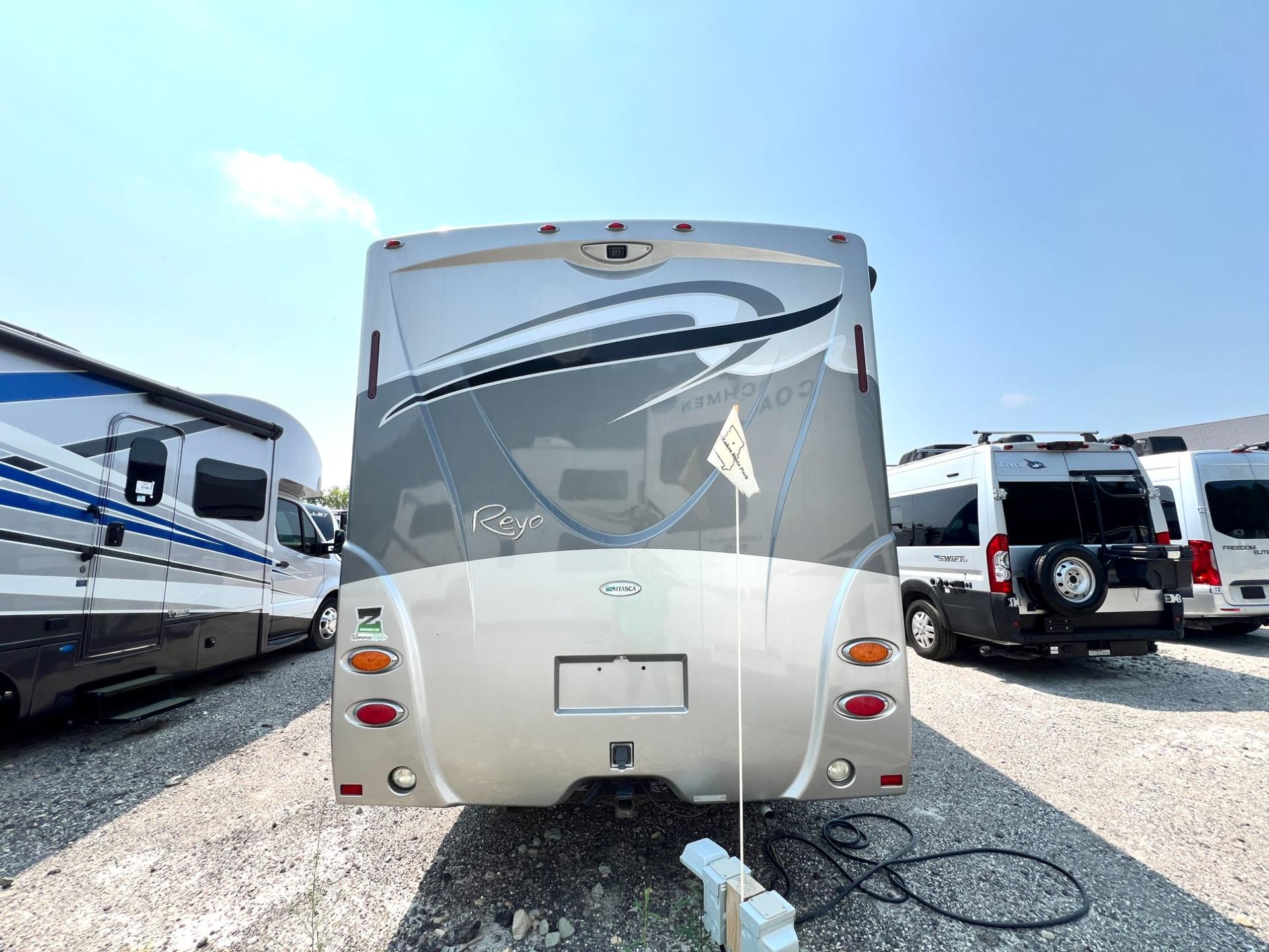2010 Winnebago 2010 Winnebago Reyo - thumbnail 6