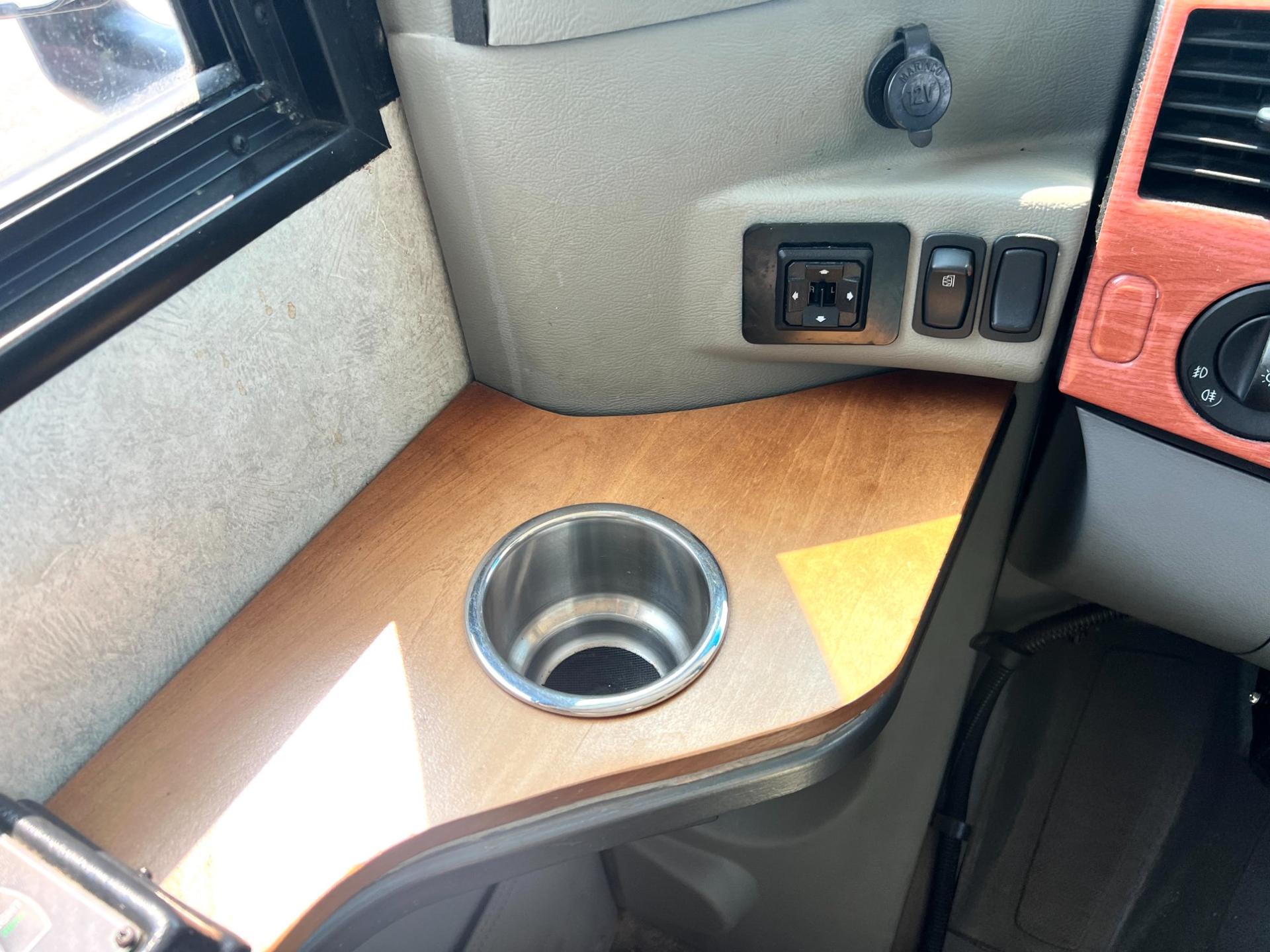 2010 Winnebago 2010 Winnebago Reyo - thumbnail 15