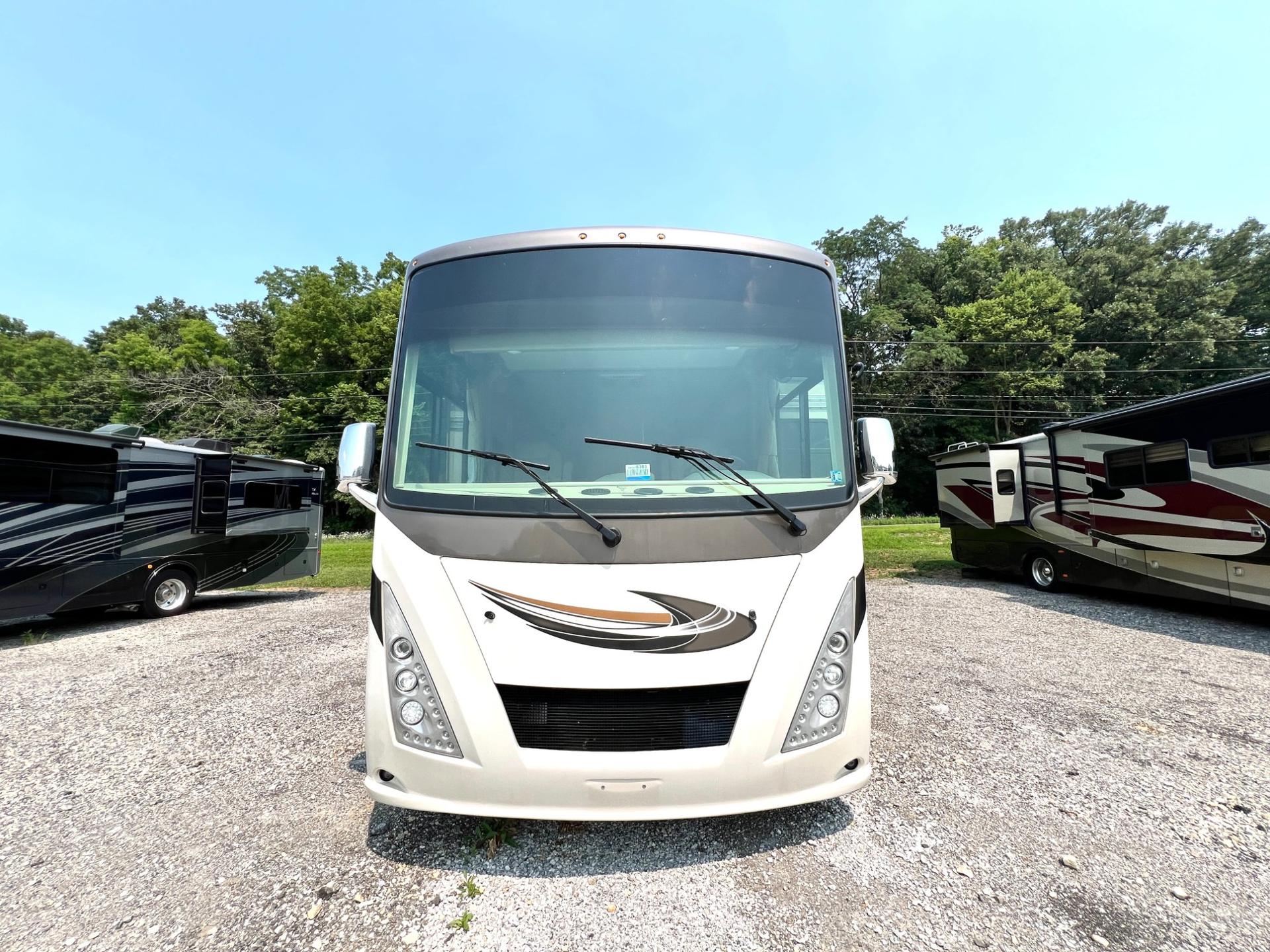 2018 Thor Motor Coach 2018 Thor Motor Coach Windsport - thumbnail 3