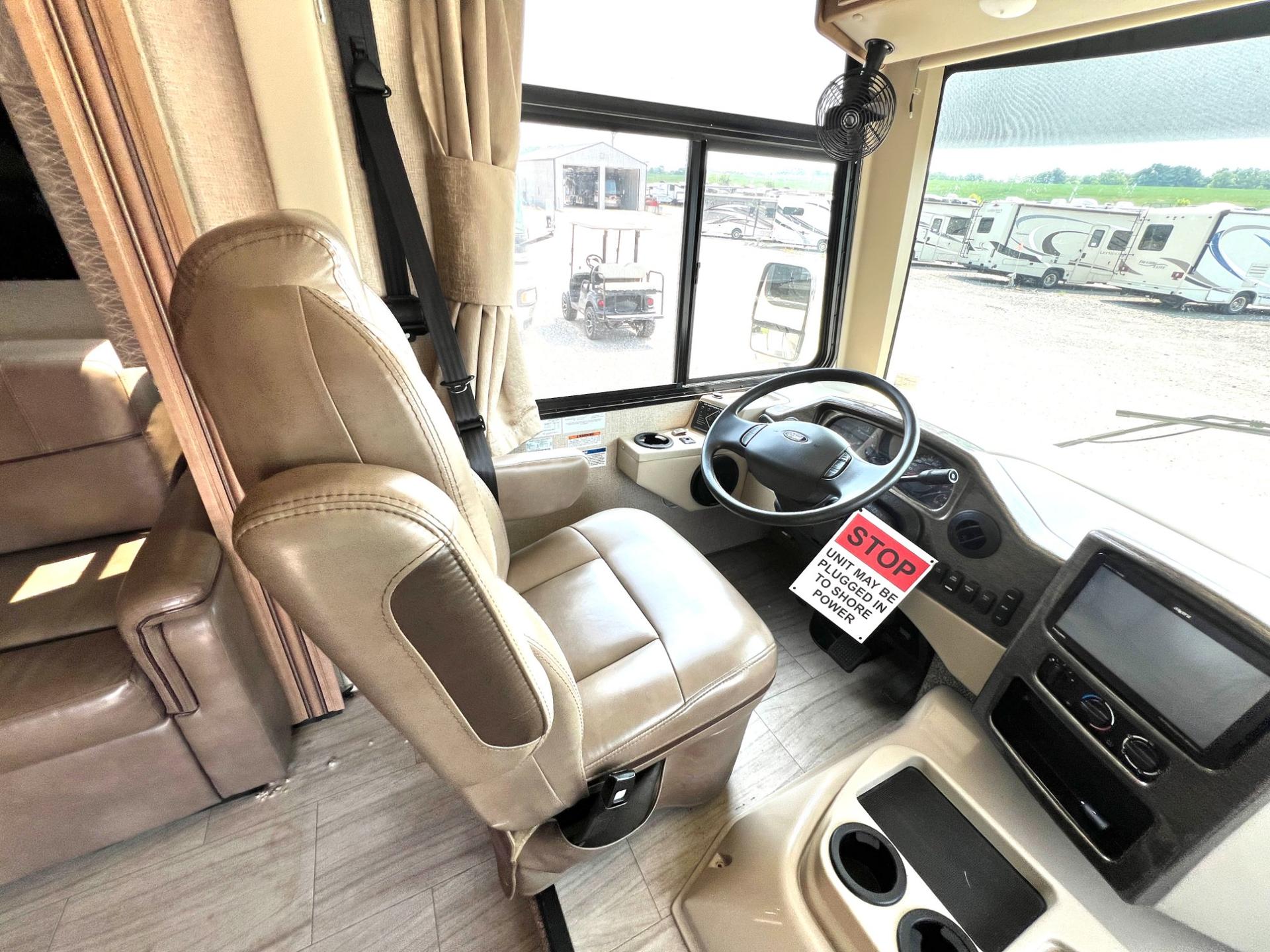 2018 Thor Motor Coach 2018 Thor Motor Coach Windsport - thumbnail 15