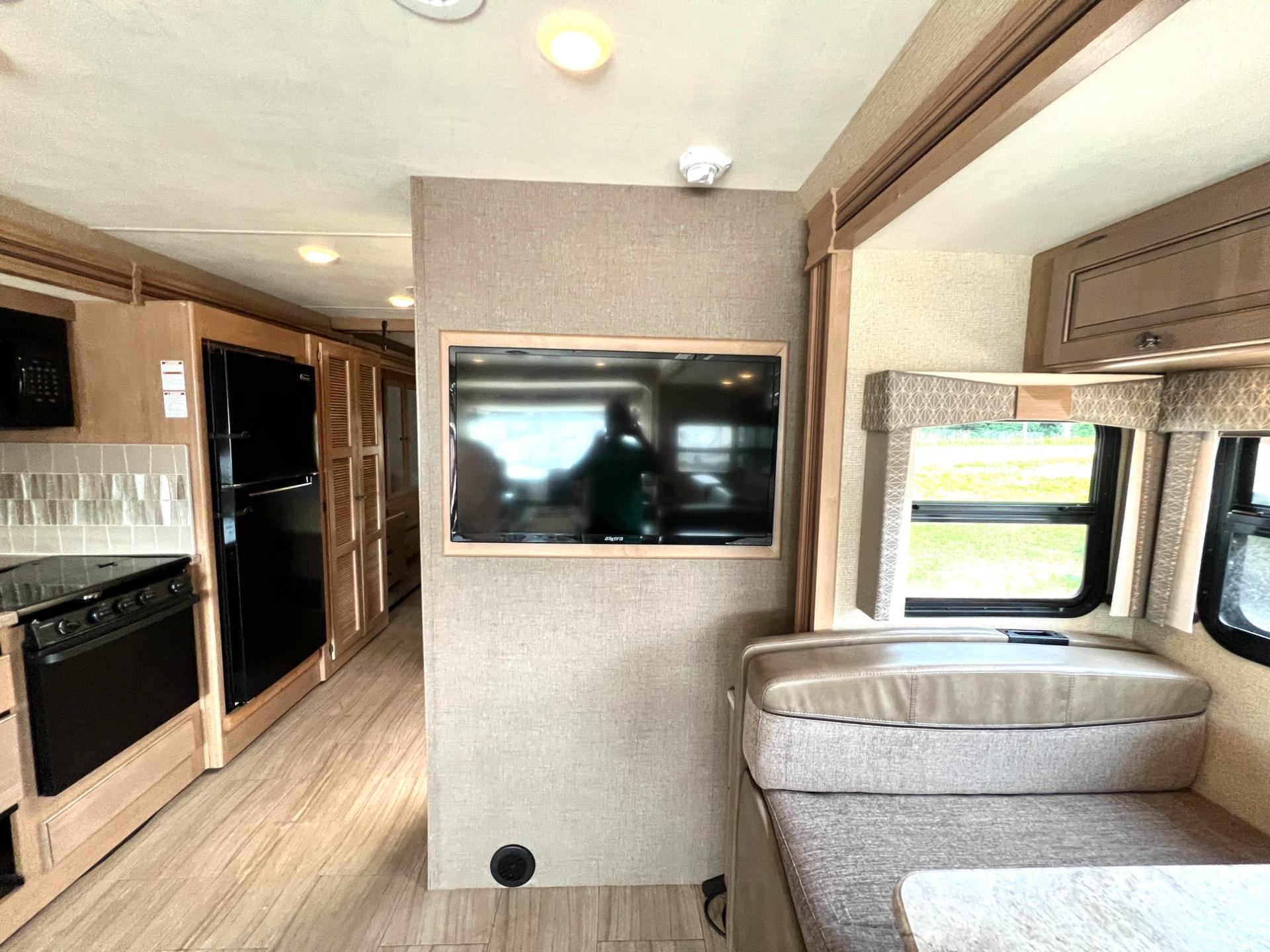 2018 Thor Motor Coach 2018 Thor Motor Coach Windsport - thumbnail 27
