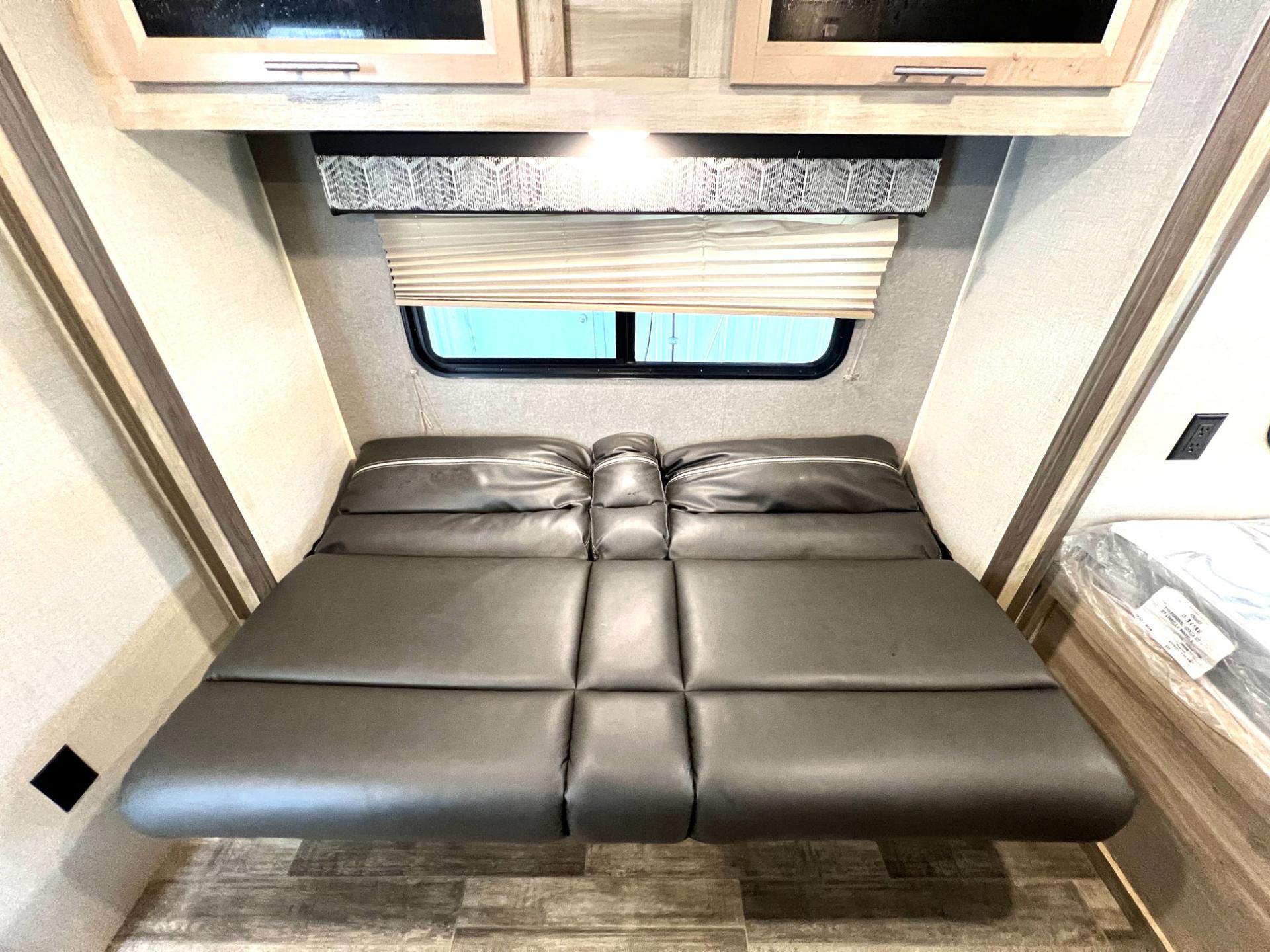 2021 Coachmen 2021 Coachmen Catalina Expedition - thumbnail 15