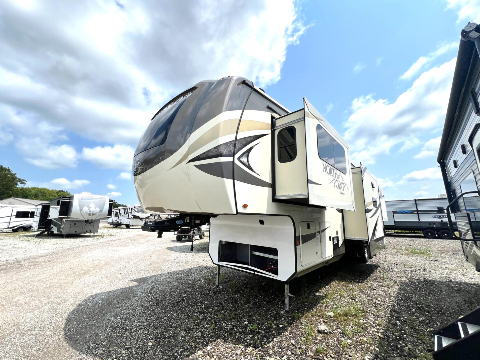 2019 Jayco 2019 Jayco North Point - thumbnail 4