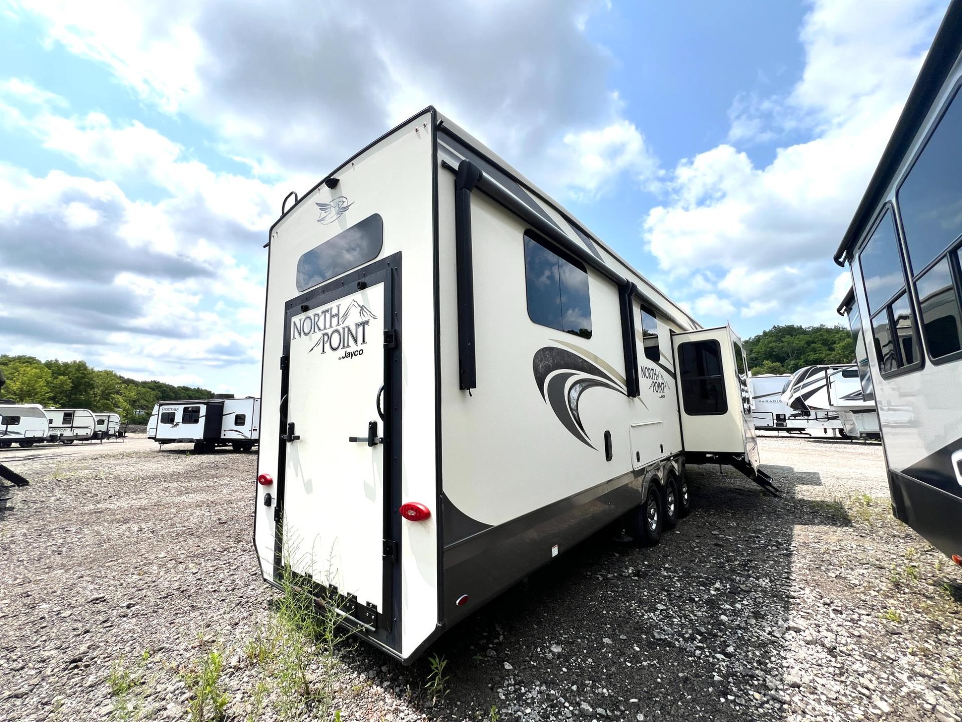 2019 Jayco 2019 Jayco North Point - thumbnail 7
