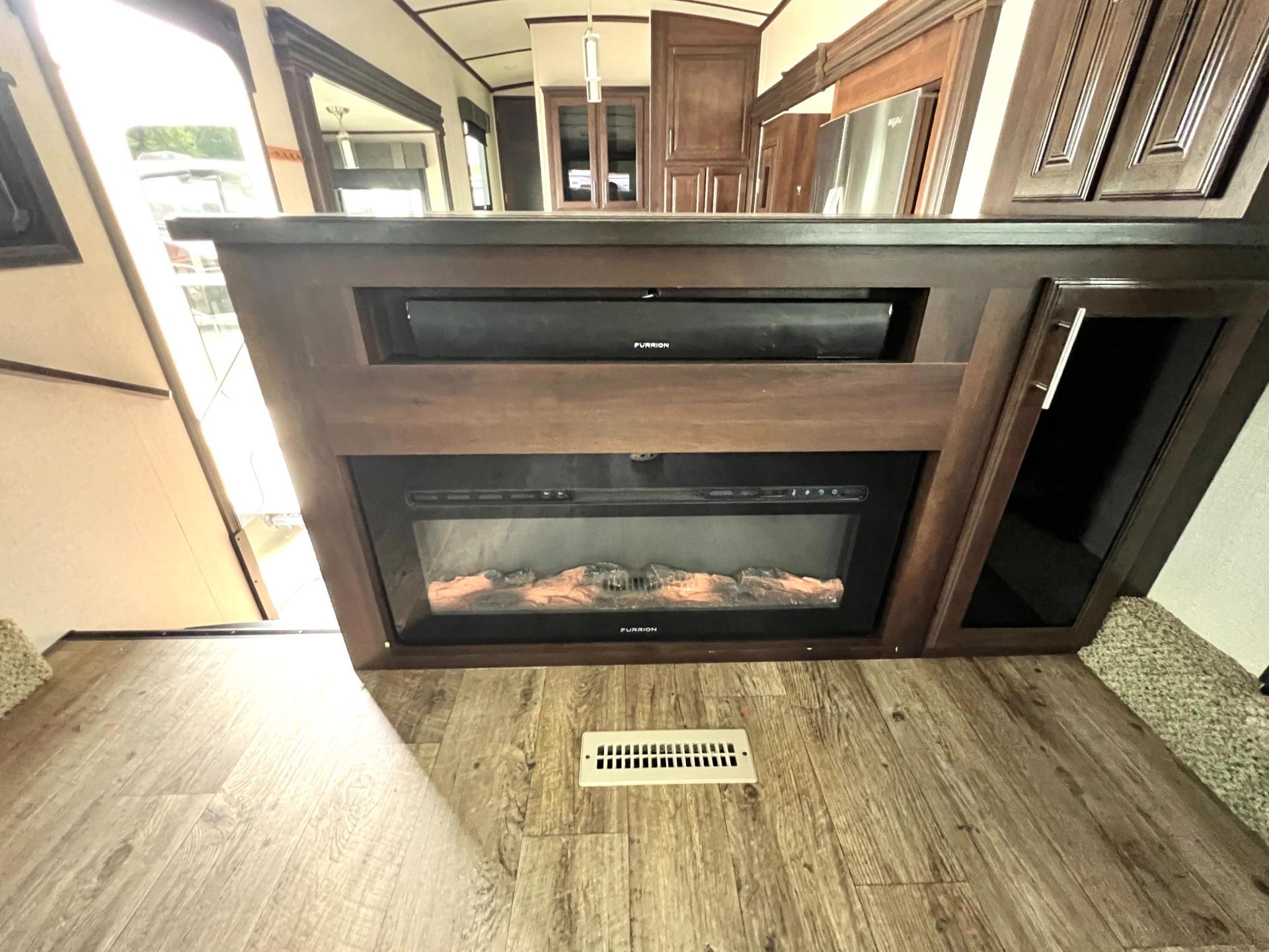 2019 Jayco 2019 Jayco North Point - thumbnail 38