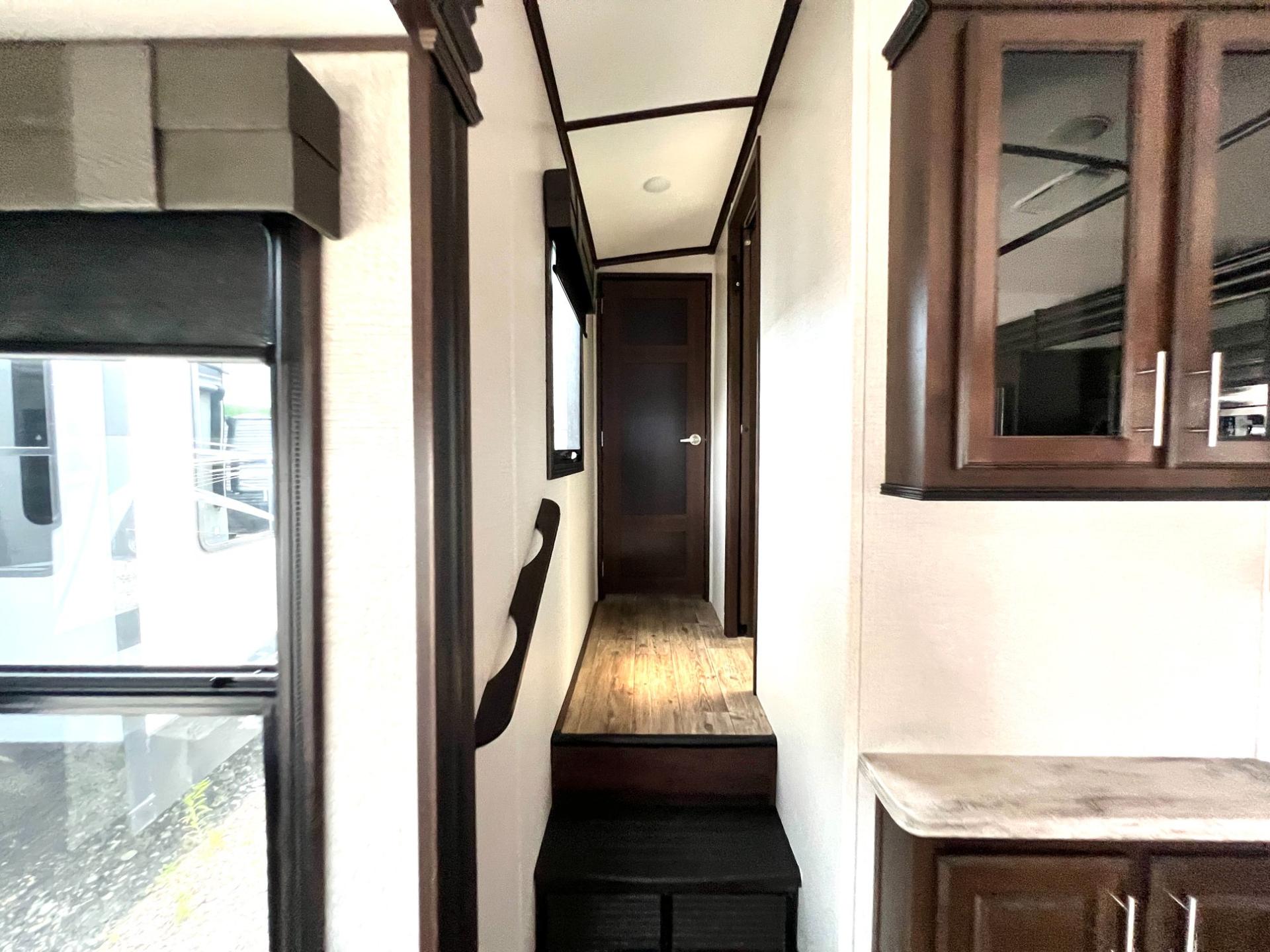 2019 Jayco 2019 Jayco North Point - thumbnail 42