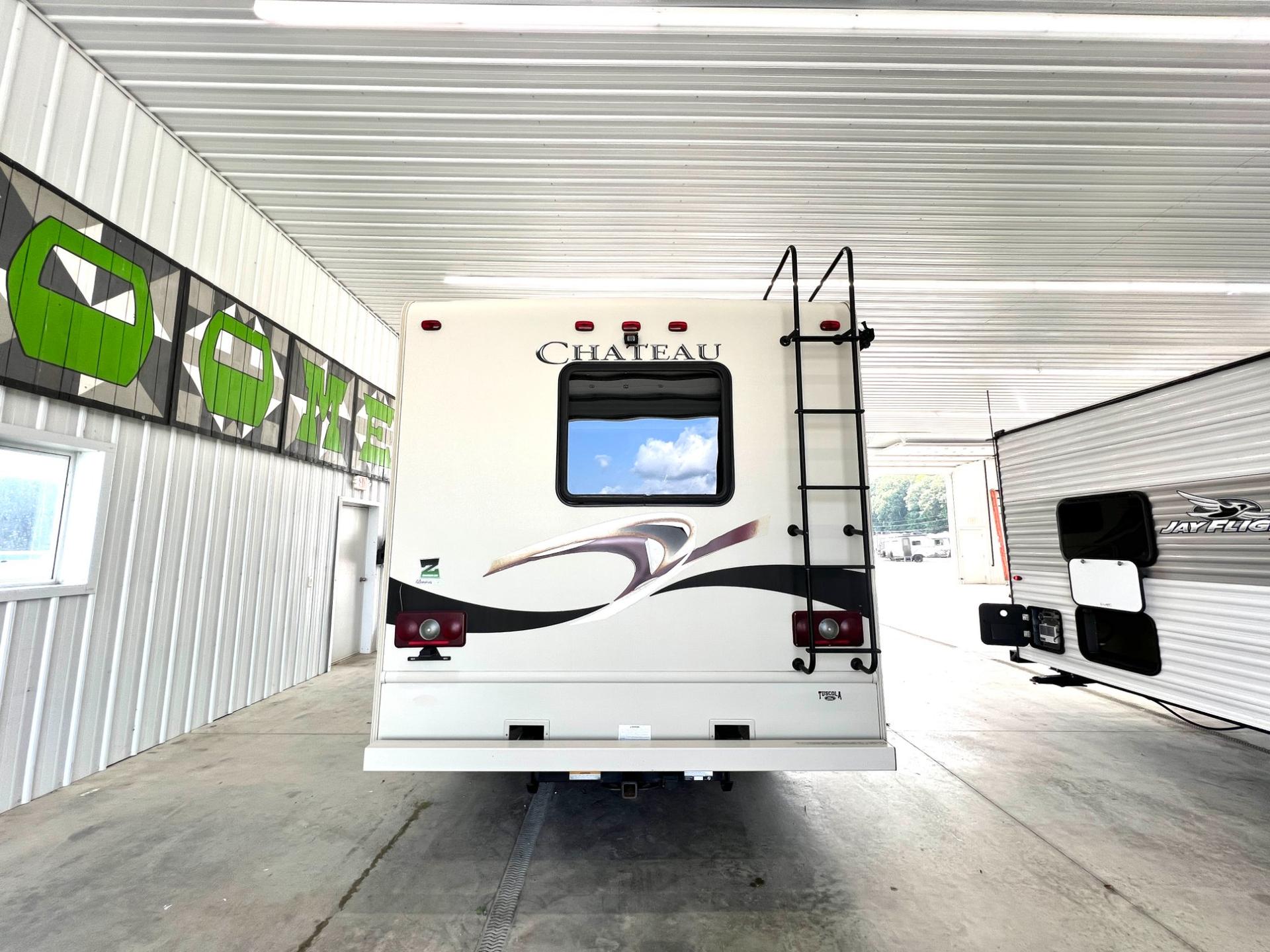 2015 Thor Motor Coach 2015 Thor Motor Coach Chateau - thumbnail 5