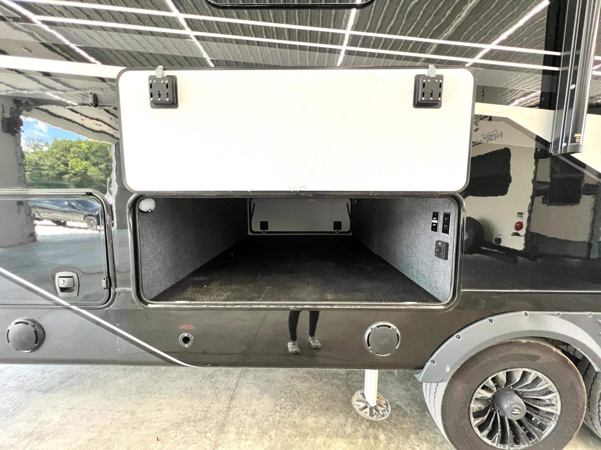 2026 Jayco 2026 Jayco Pinnacle - thumbnail 18