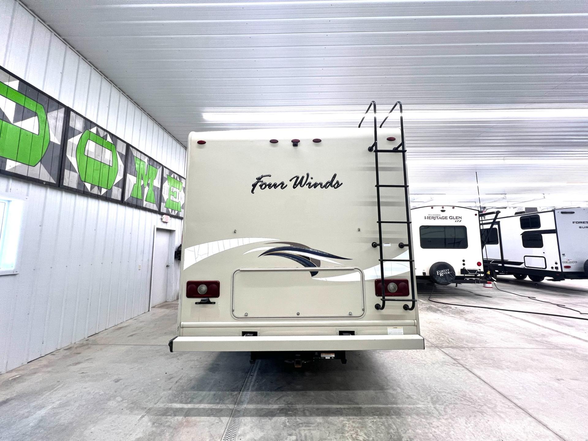 2018 Thor Motor Coach 2018 Thor Motor Coach Four Winds - thumbnail 6