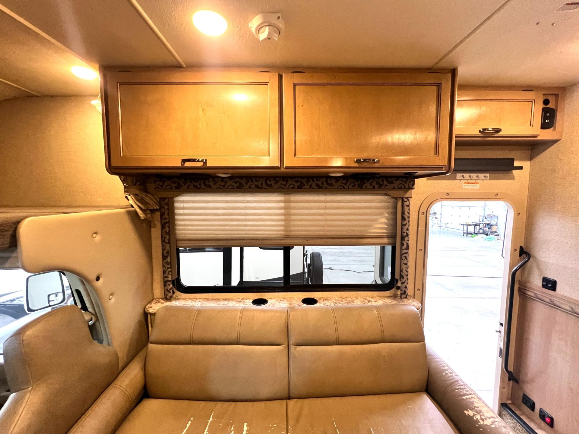 2018 Thor Motor Coach 2018 Thor Motor Coach Four Winds - thumbnail 20
