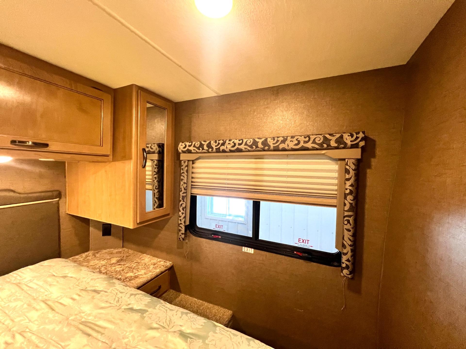 2018 Thor Motor Coach 2018 Thor Motor Coach Four Winds - thumbnail 44