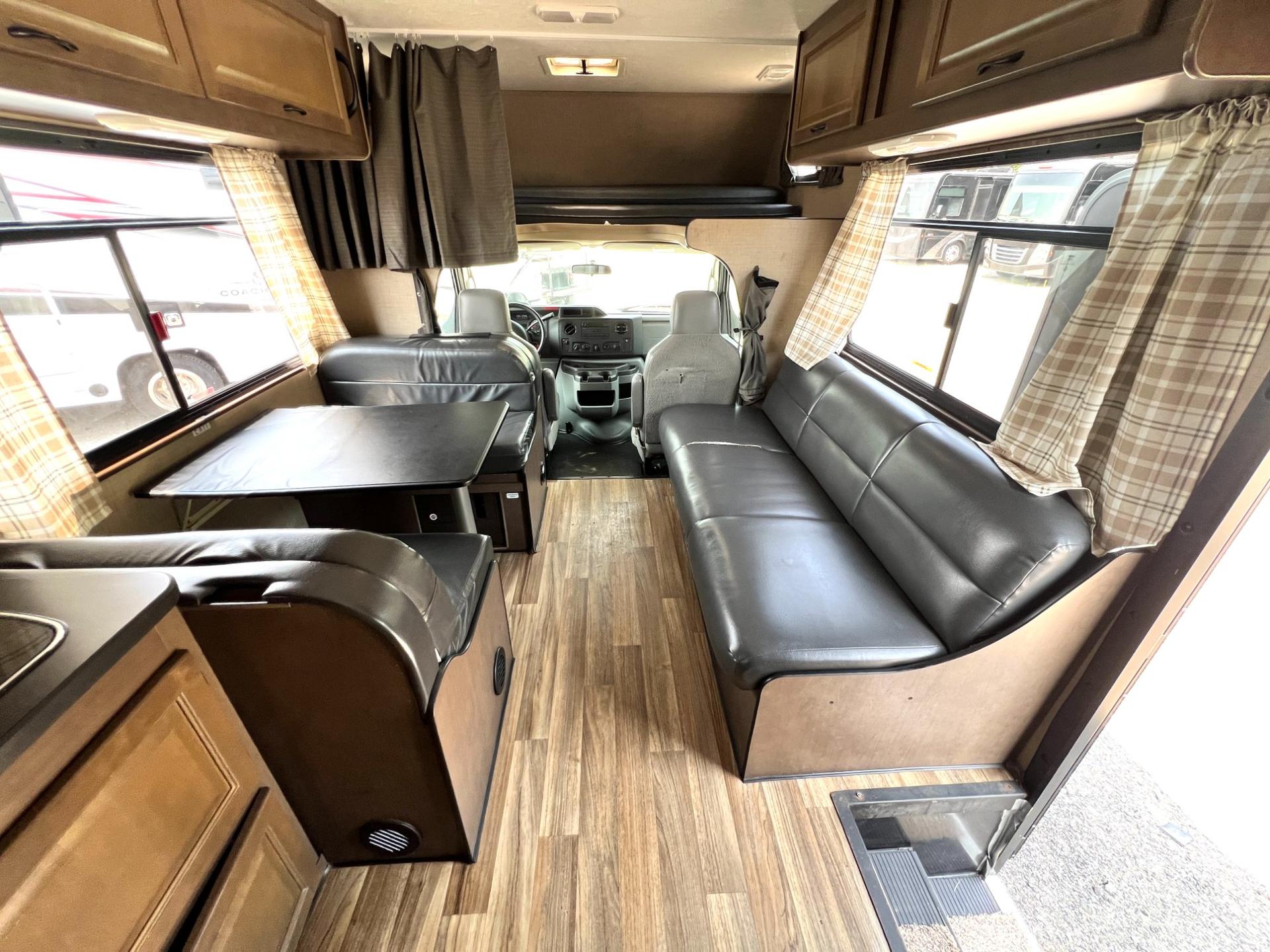 2019 Thor Motor Coach 2019 Thor Motor Coach Majestic - thumbnail 10